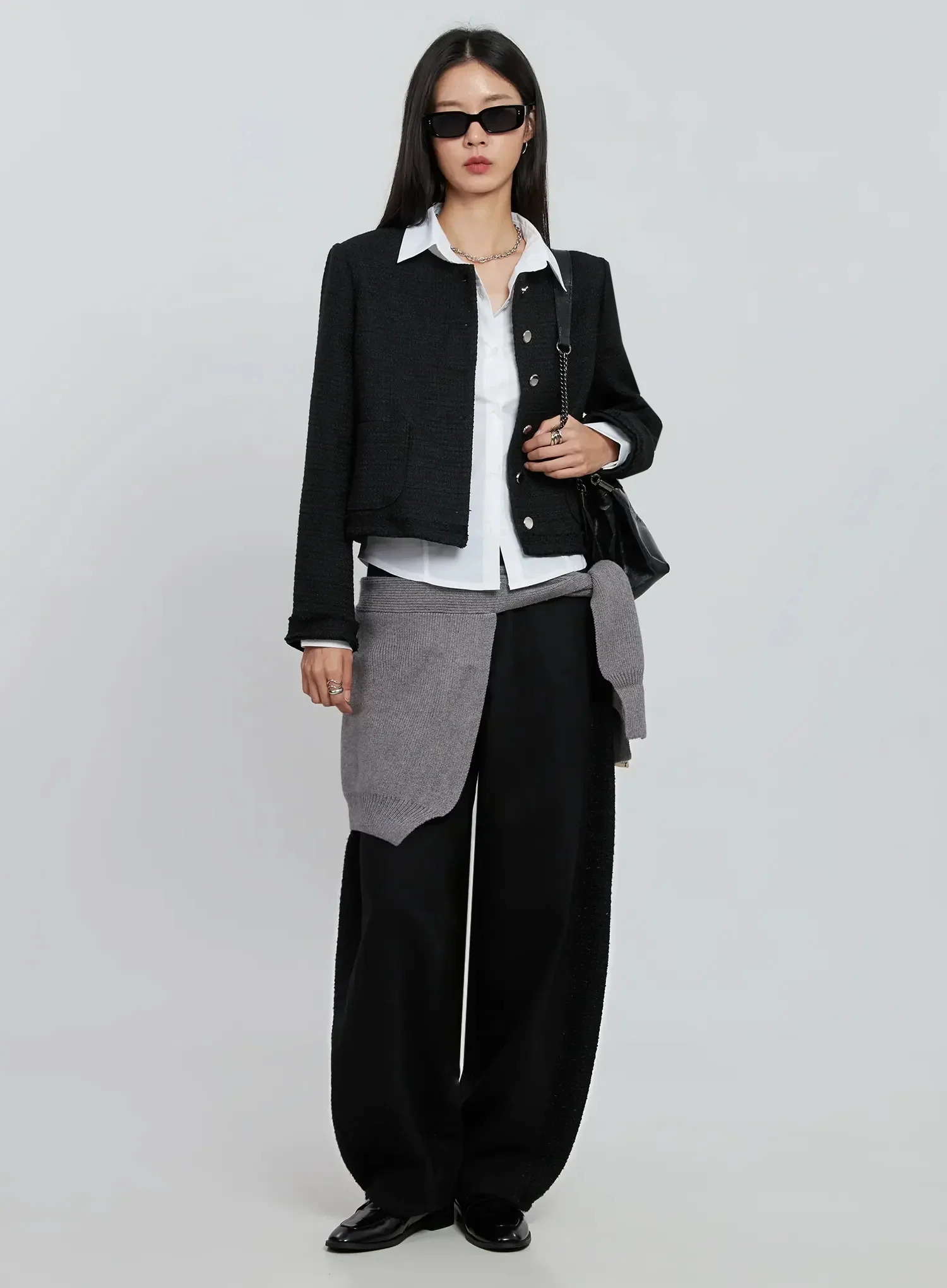 Modern Black Cropped Blazer IO530 - Image 15