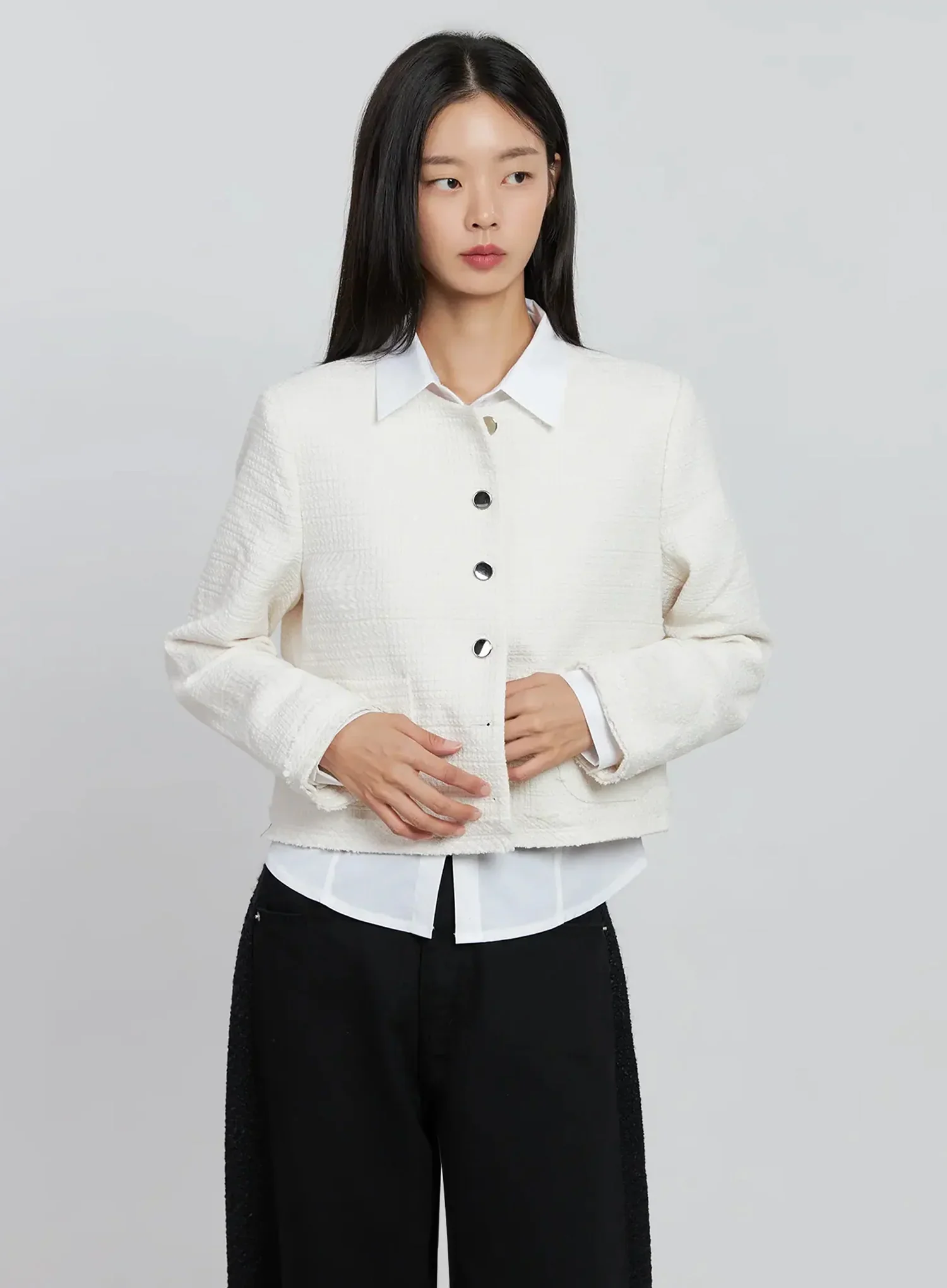 Modern Black Cropped Blazer IO530 - Image 16