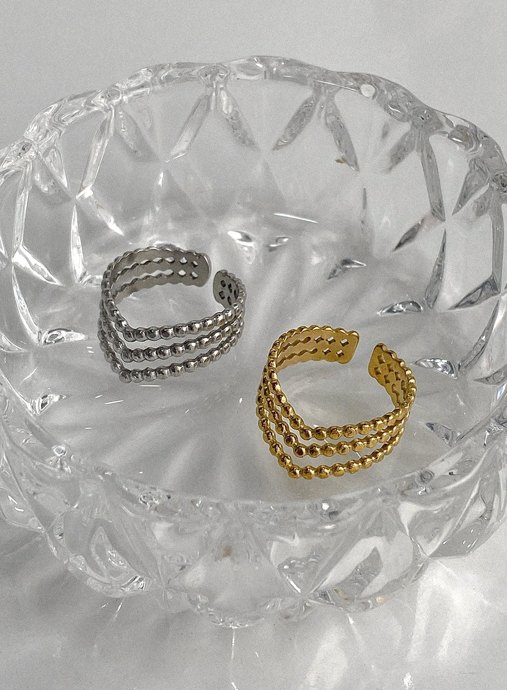 Mozart Triple Point Ring IA524 - Image 4