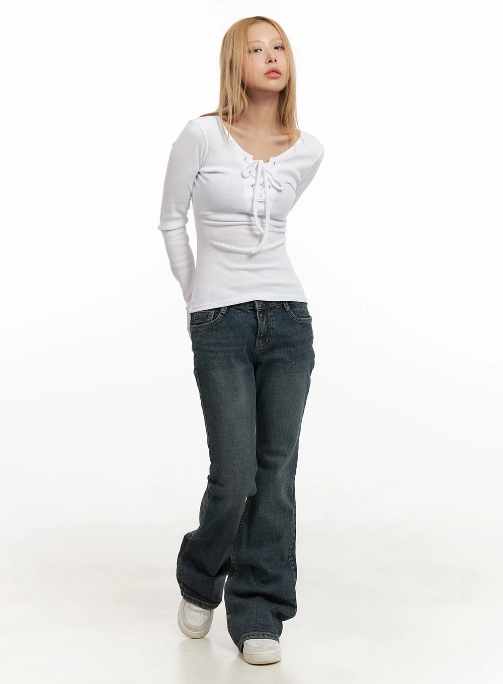 Natalia Low-Rise Flared Jeans CJ508 - Image 2