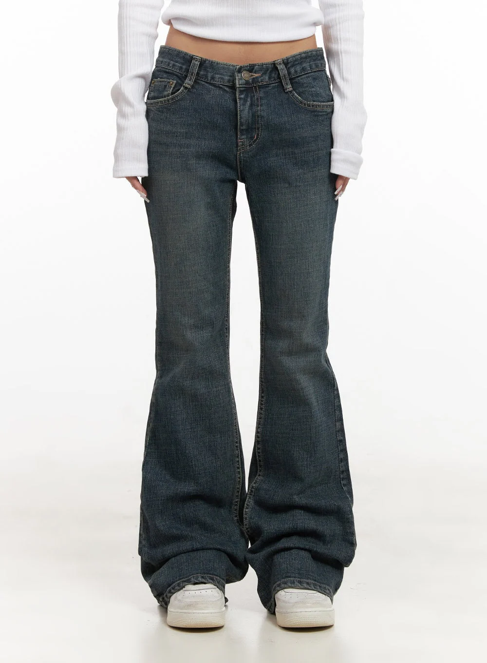 Natalia Low-Rise Flared Jeans CJ508 - Image 9