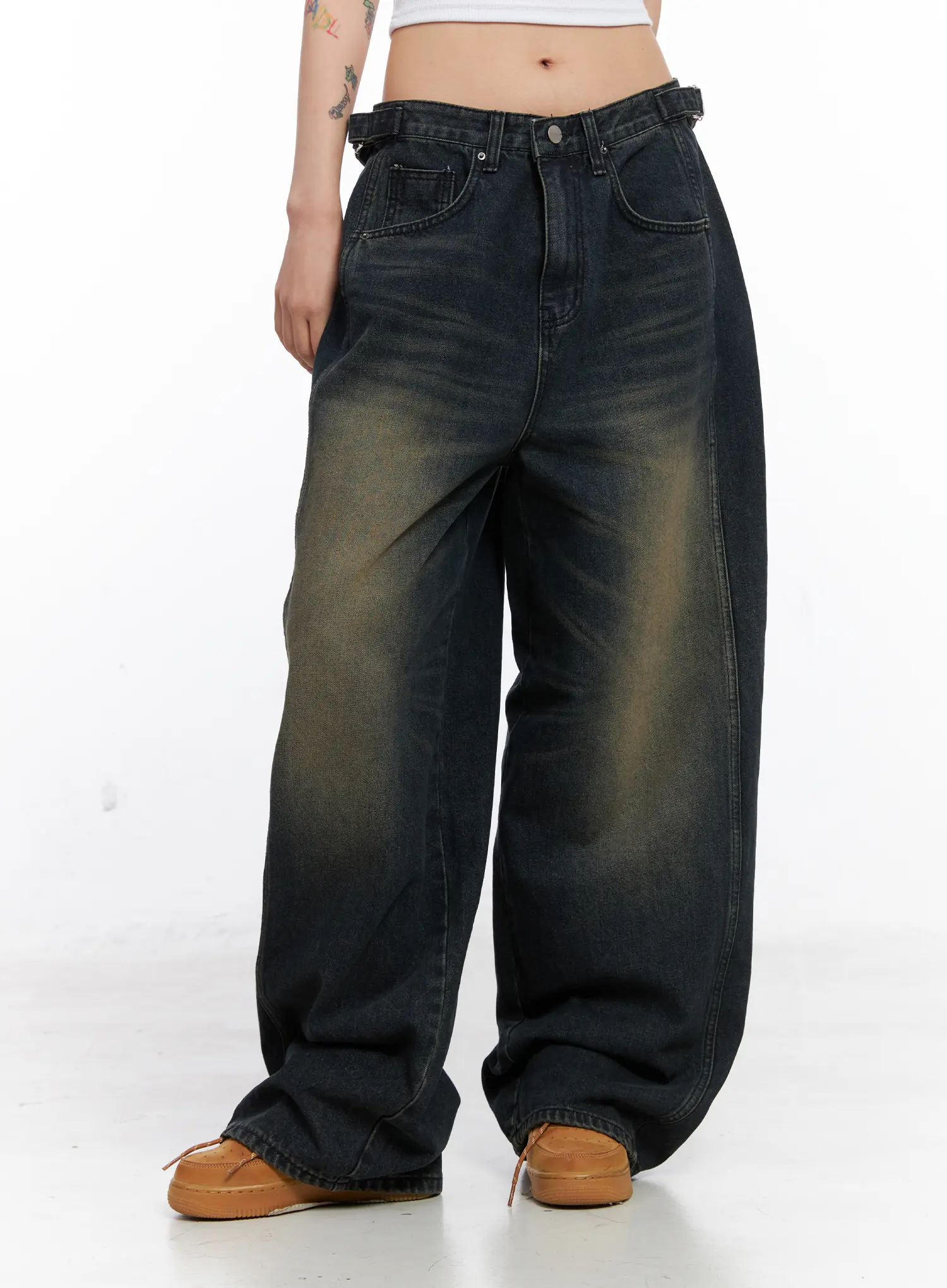 Noe Side Belt Wide Leg Jeans CO507 - Image 4