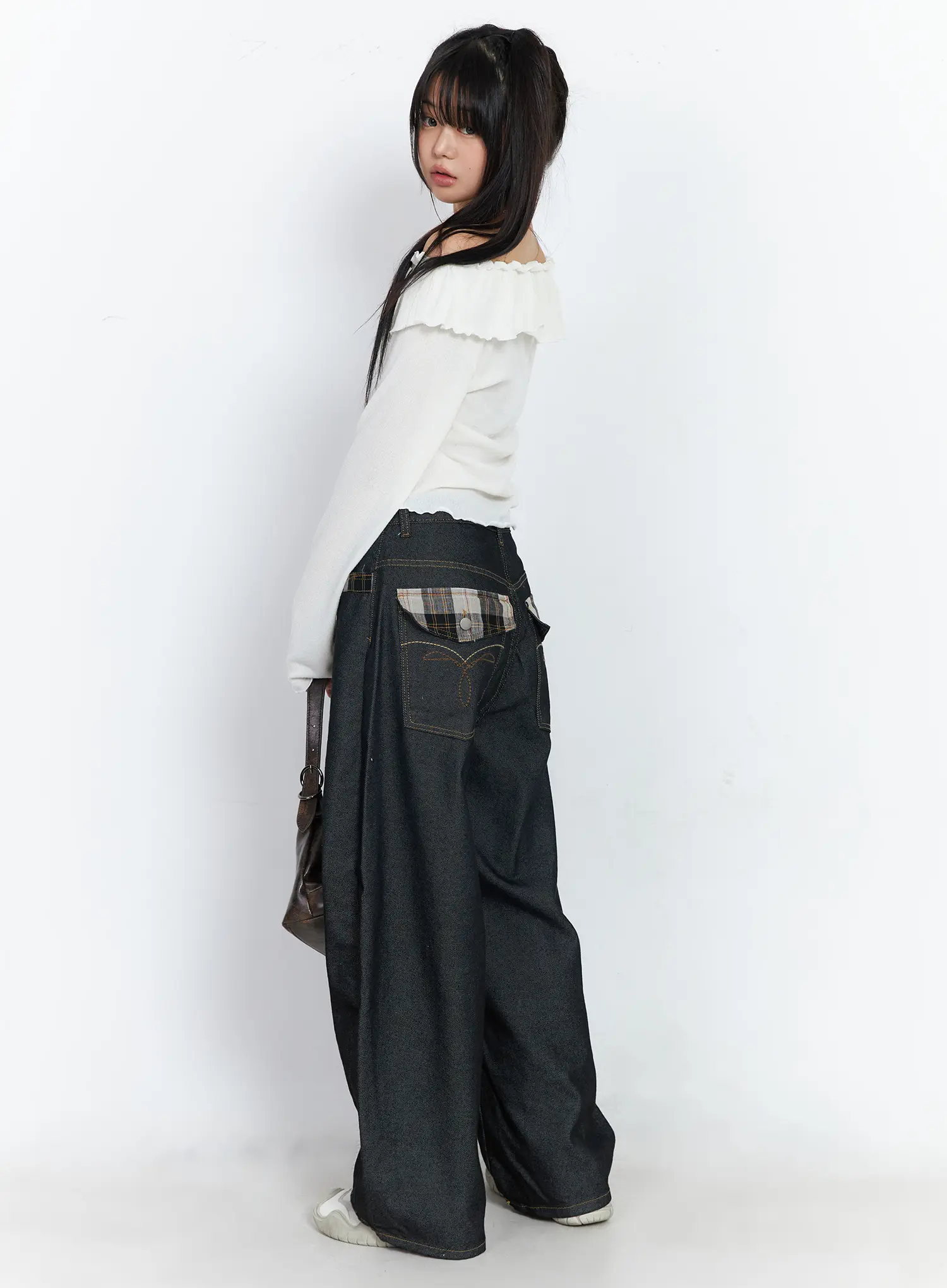 Nora Plaid Accent Wide-Leg Jeans CF506