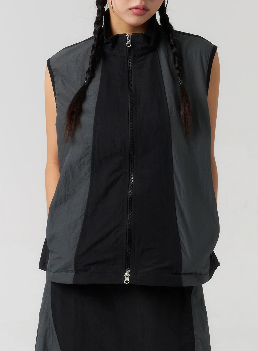 Nylon Sleeveless Zip-Up CU323 - Image 2