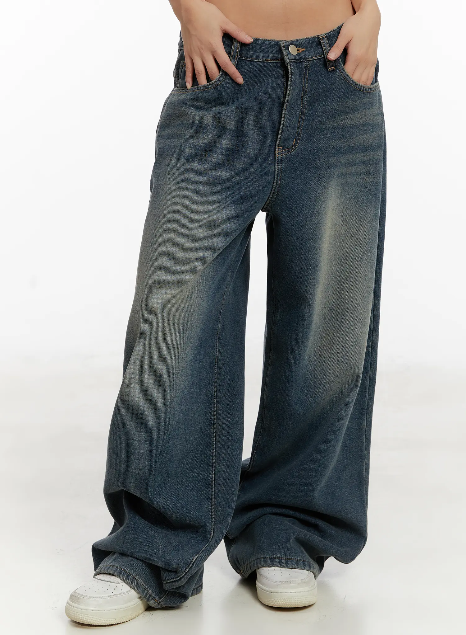 Oaklee Vintage Fleece Wide Leg Jeans CD515