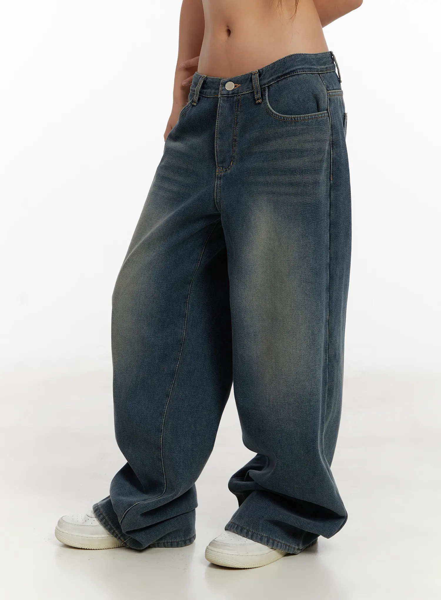 Oaklee Vintage Fleece Wide Leg Jeans CD515 - Image 4