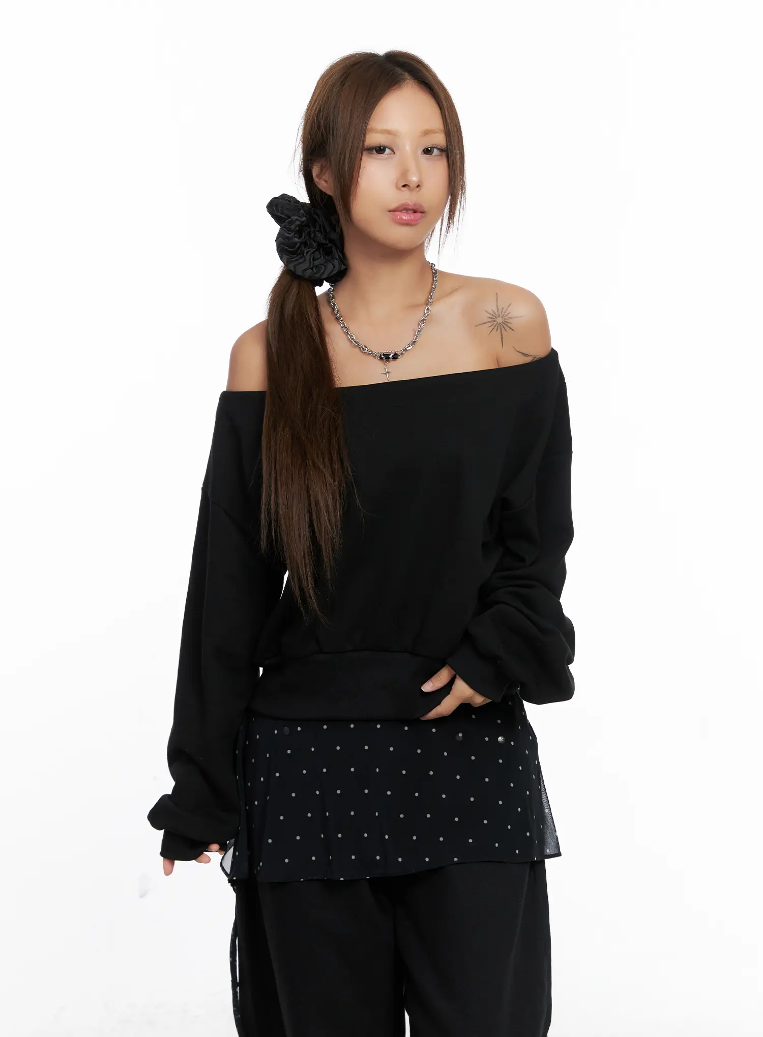 Off-Shoulder Boat Neck Sweatshirt CS524 - Image 8