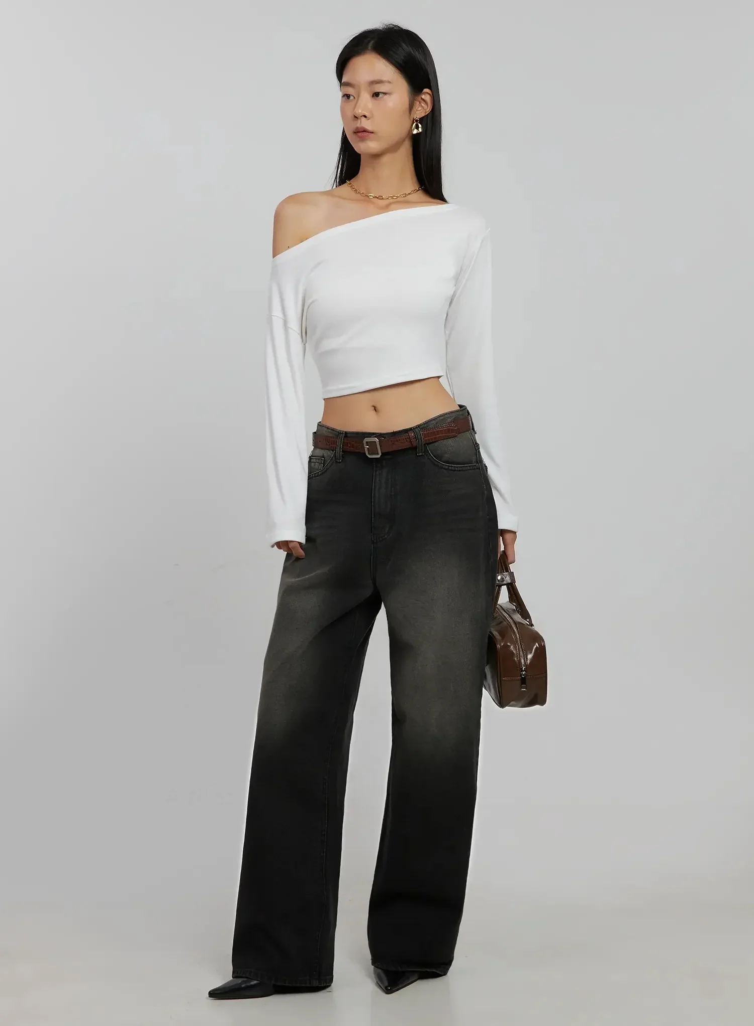 Off-Shoulder Crop Long Sleeve Top IJ509