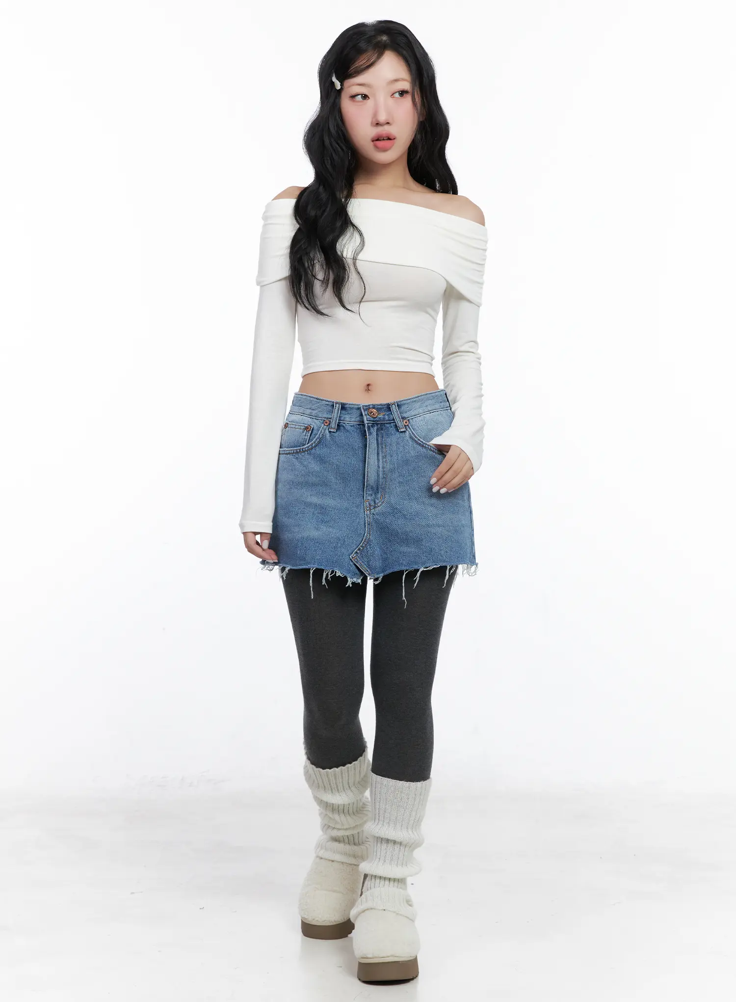 Off-Shoulder Cropped Long Sleeve Top CN514 - Image 2