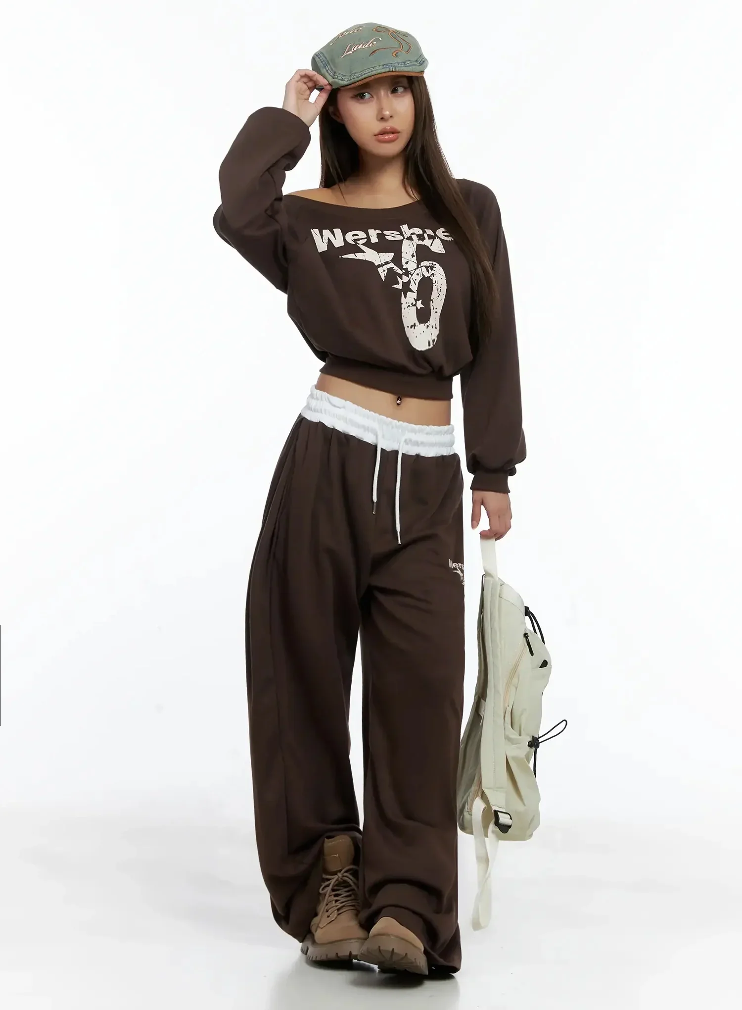 Off-Shoulder Cropped Sweatshirt IG527 - Image 11