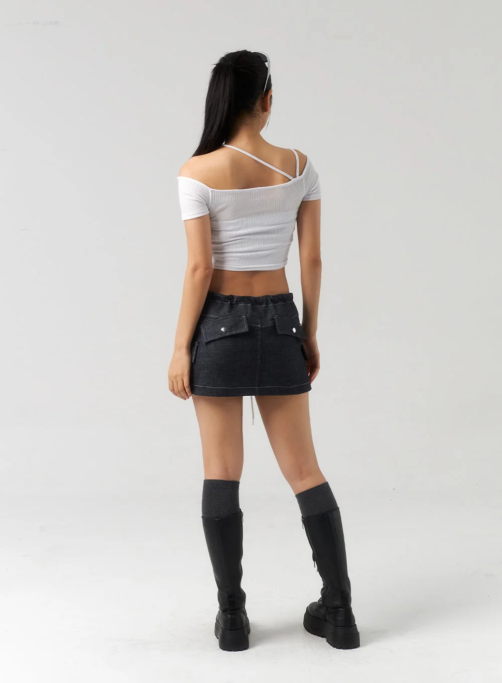 Off-Shoulder Cropped Tee CU326 - Image 12