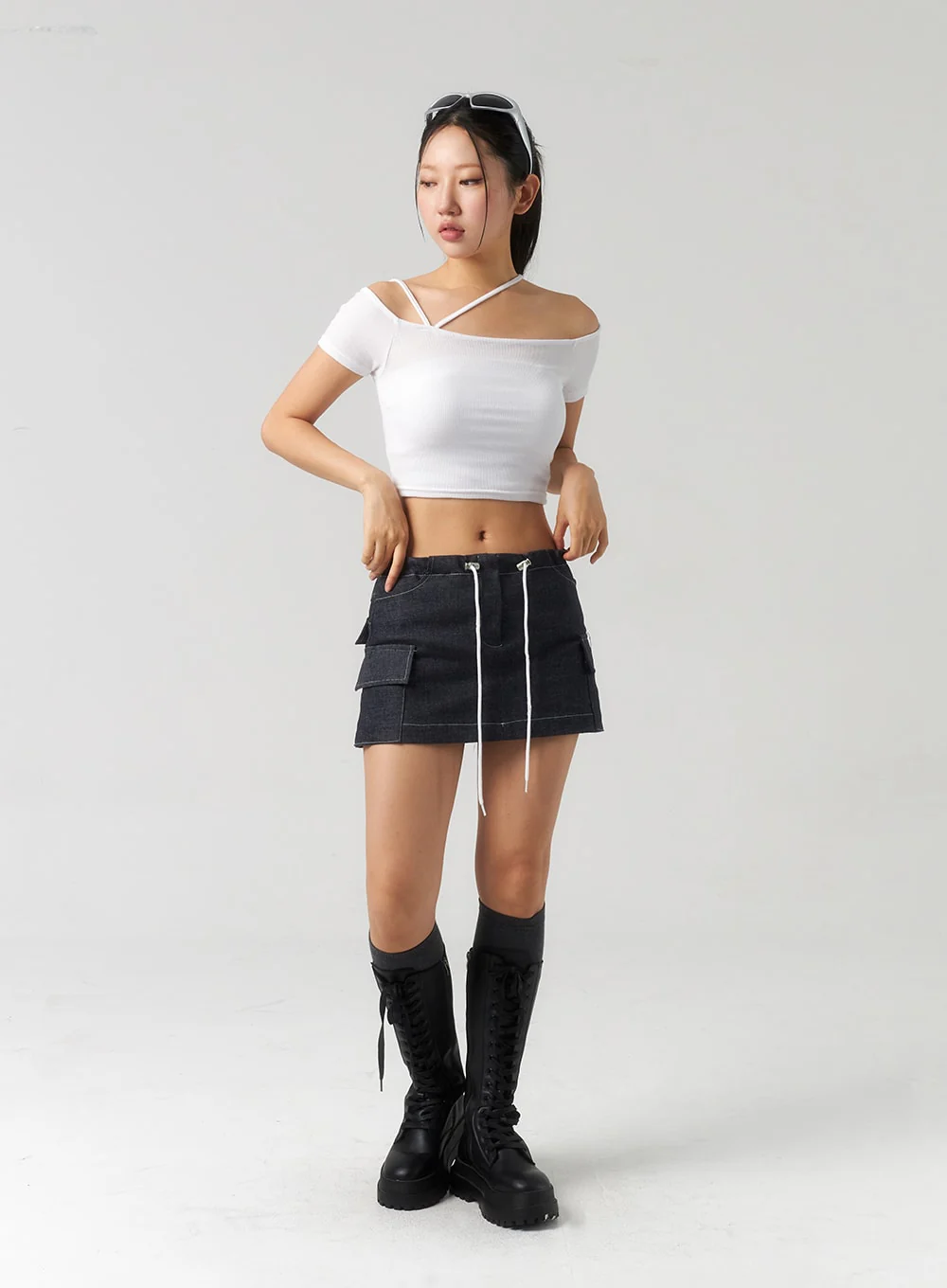Off-Shoulder Cropped Tee CU326 - Image 13