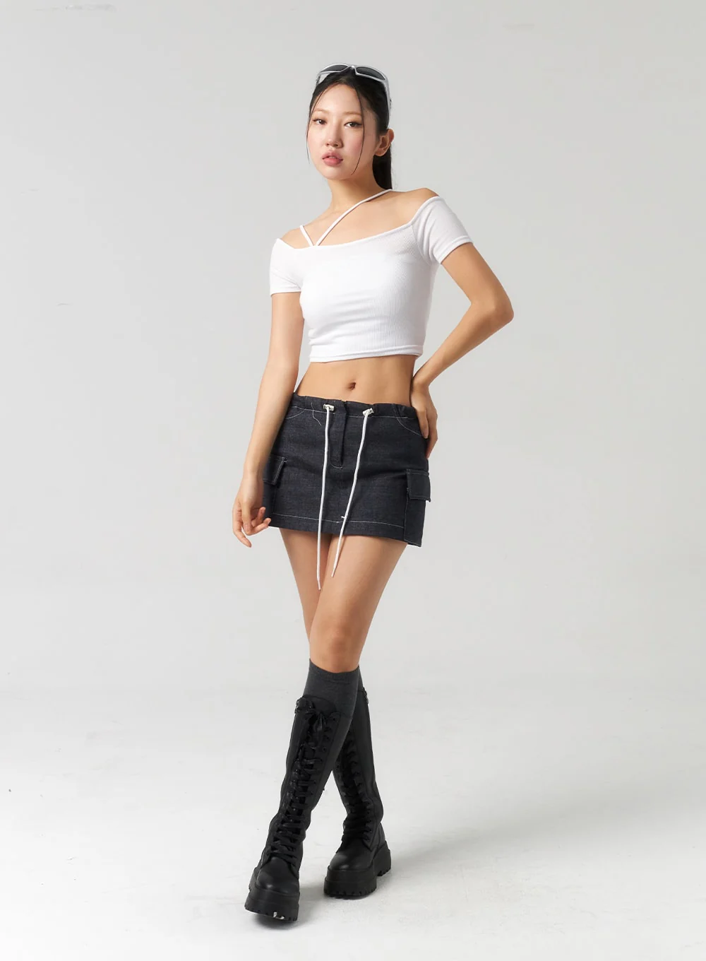 Off-Shoulder Cropped Tee CU326 - Image 7