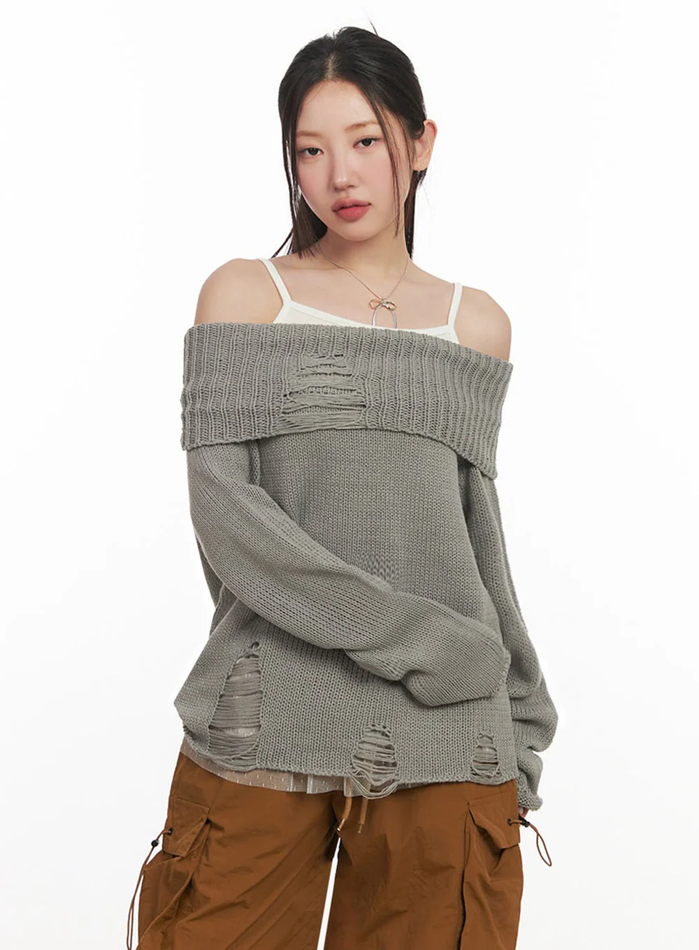 Off-Shoulder Distressed Sweater IM525 - Image 13