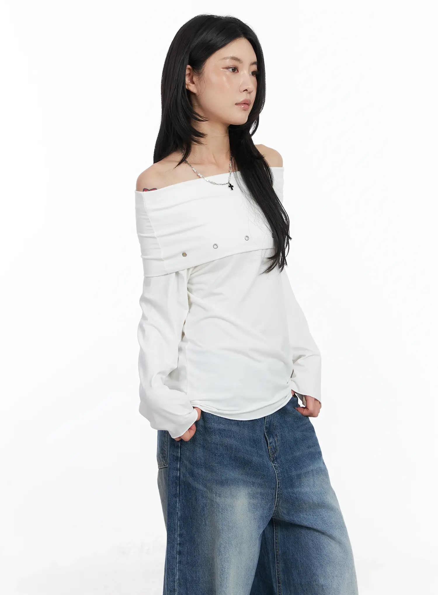 Off-Shoulder Eyelet Top CN528 - Image 5