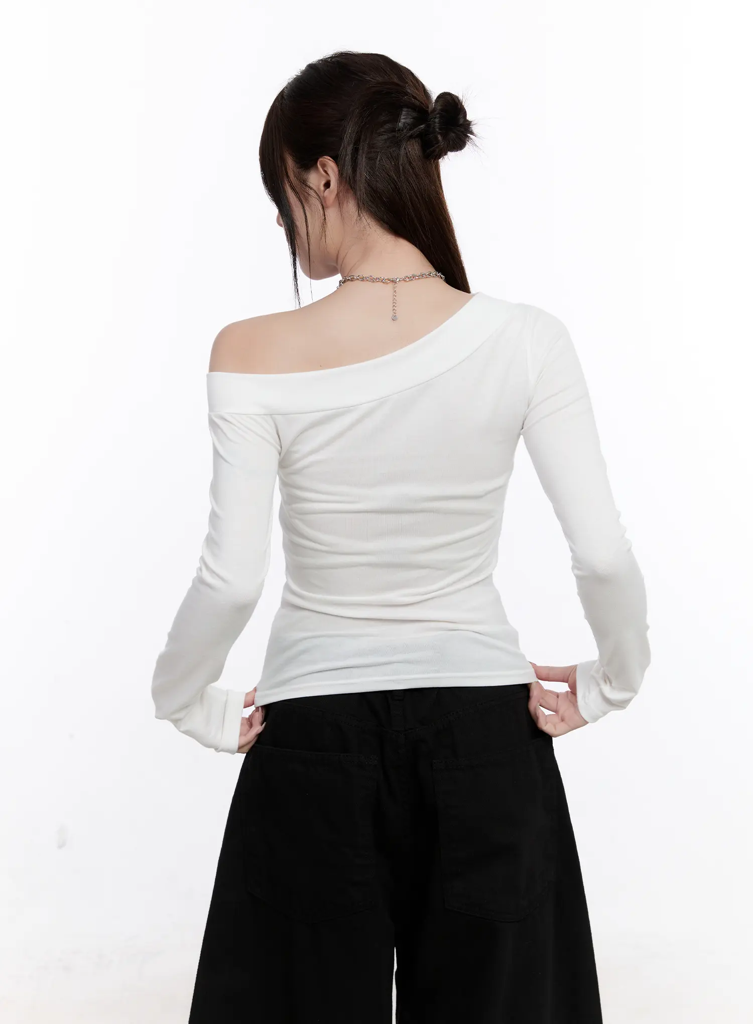 Off-Shoulder Graphic Long Sleeve Top CS530 - Image 6