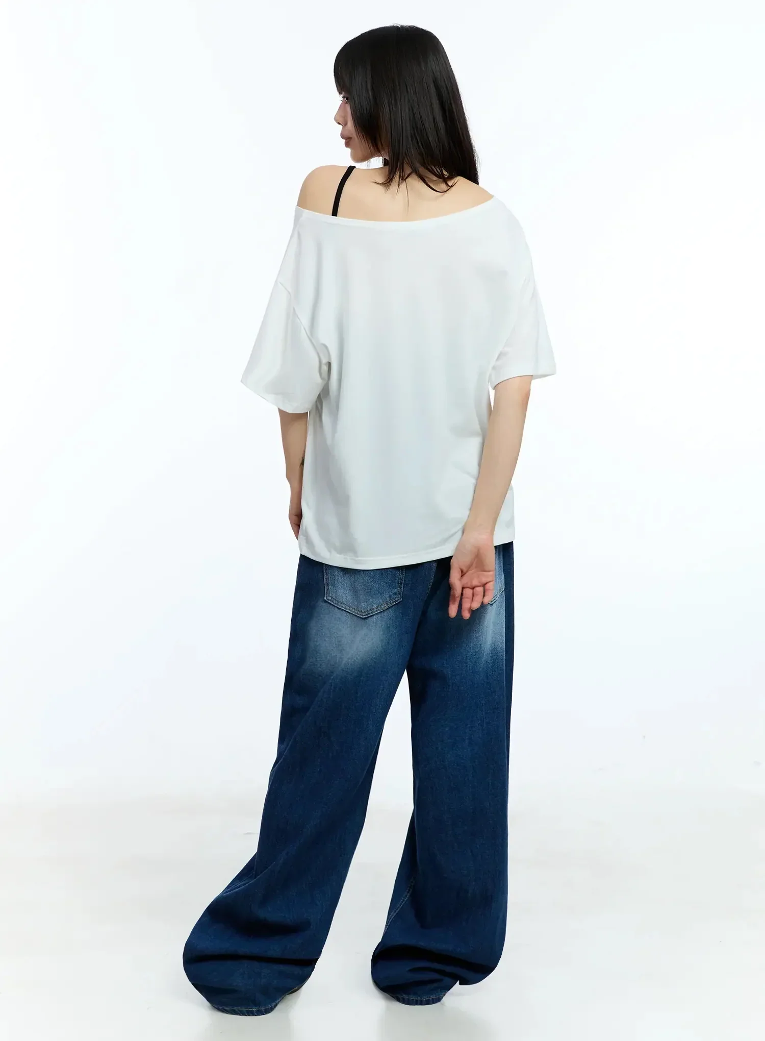 Off-Shoulder Graphic Print Tee IU525 - Image 14