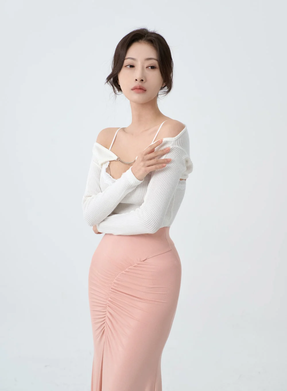 Off-Shoulder Knit Bolero Cardigan IO26 - Image 3