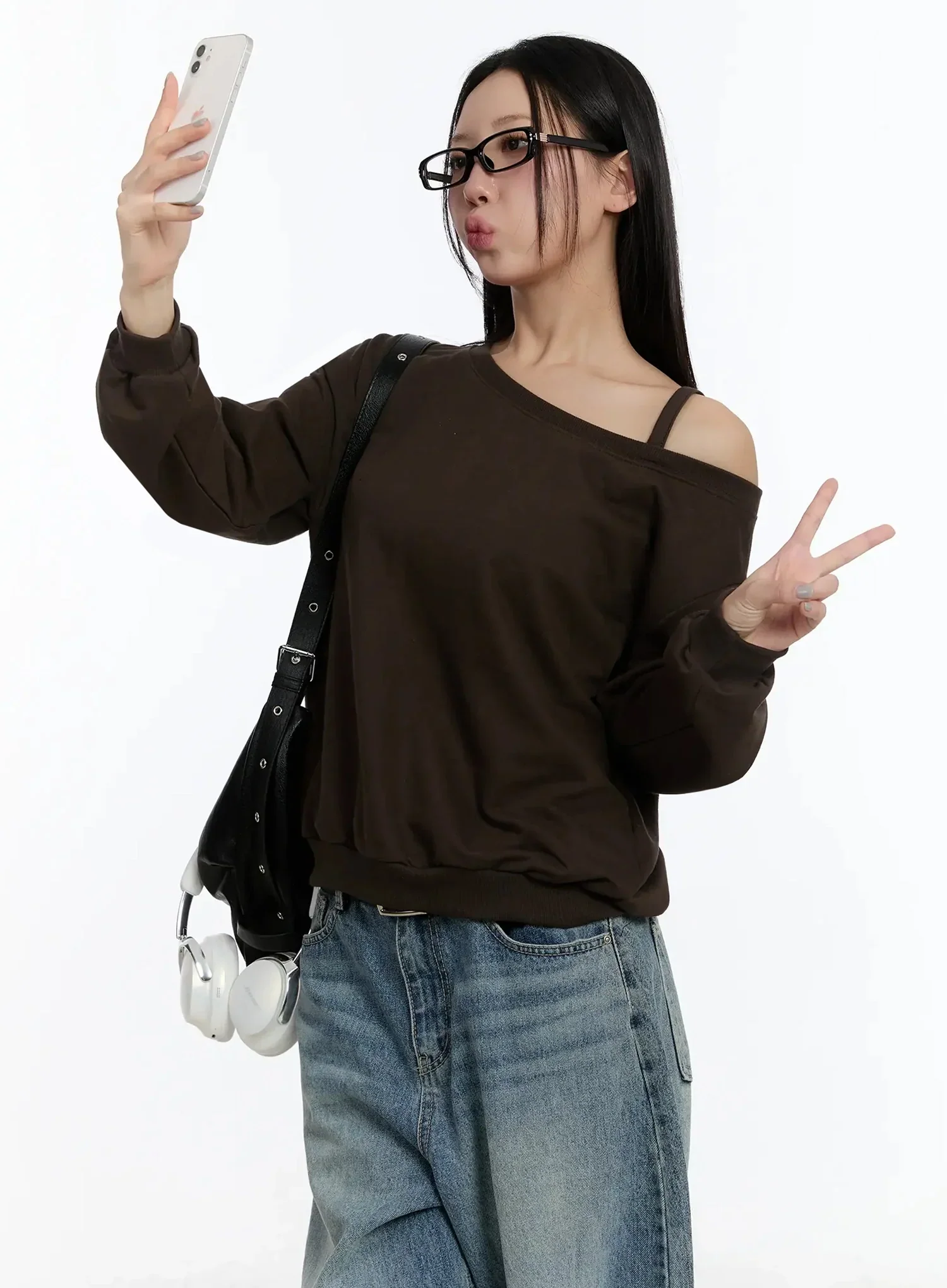 Off-Shoulder Simple Sweatshirt IM509