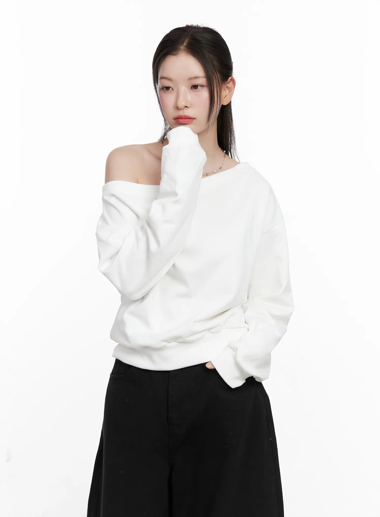 Off-Shoulder Sweatshirt CO531 - Image 7
