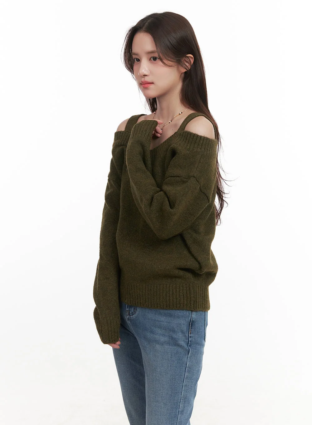 Off-Shoulder V-Neck Sweater with Straps CJ515 - Image 8