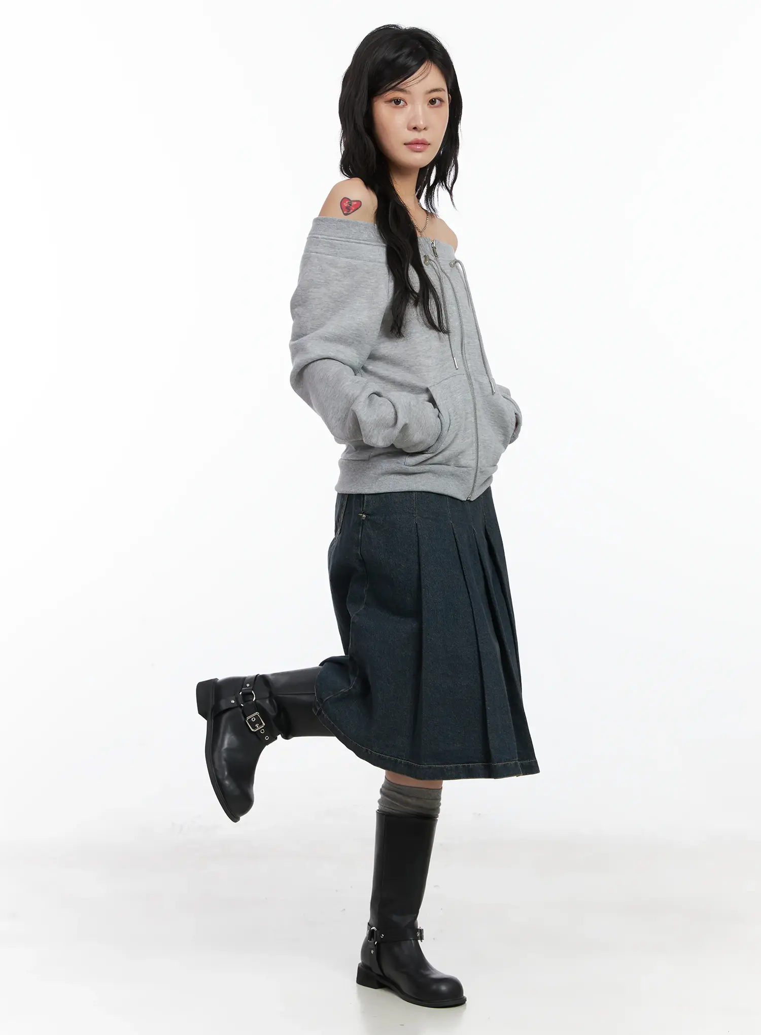 Off-Shoulder Zip-Up Sweatshirt CN528 - Image 7