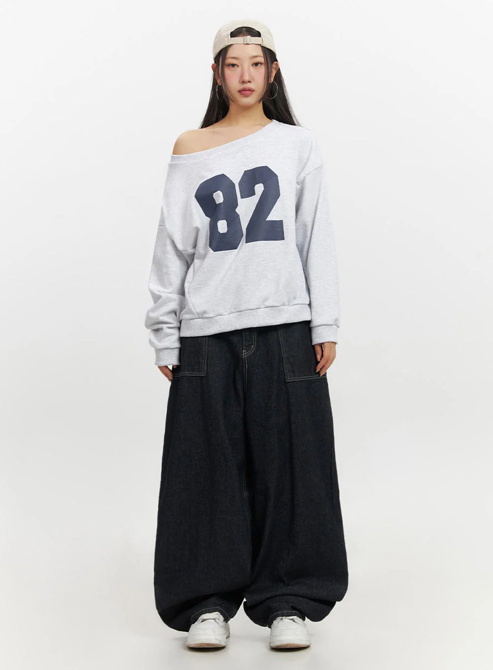 One-Shoulder Graphic Crewneck IF510 - Image 4