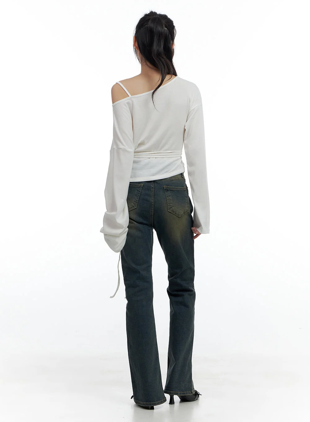 One-Shoulder Unbalanced Strap T-Shirt CS419 - Image 7