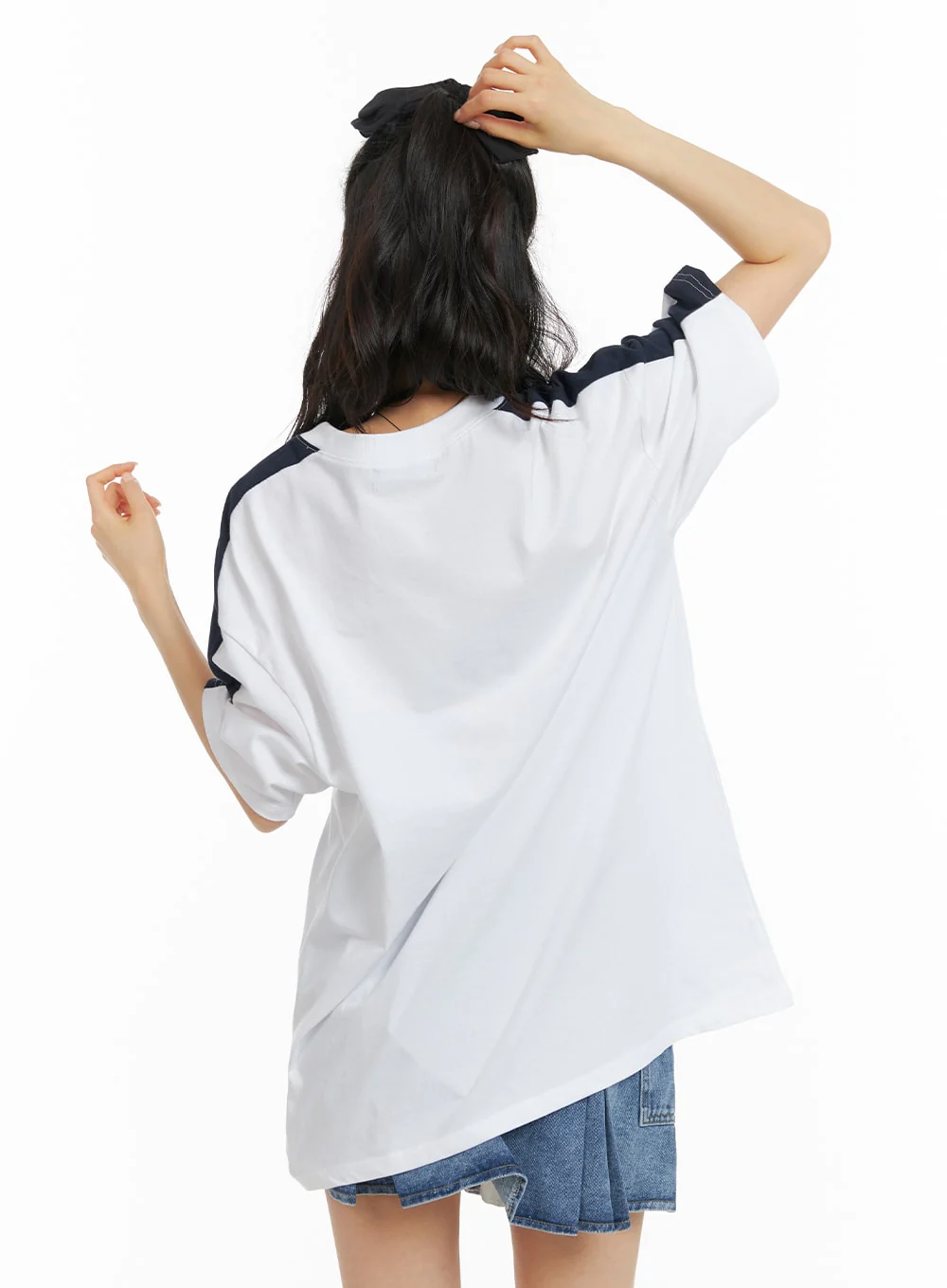 Oversized Champion Graphic Tee OM418 - Image 5