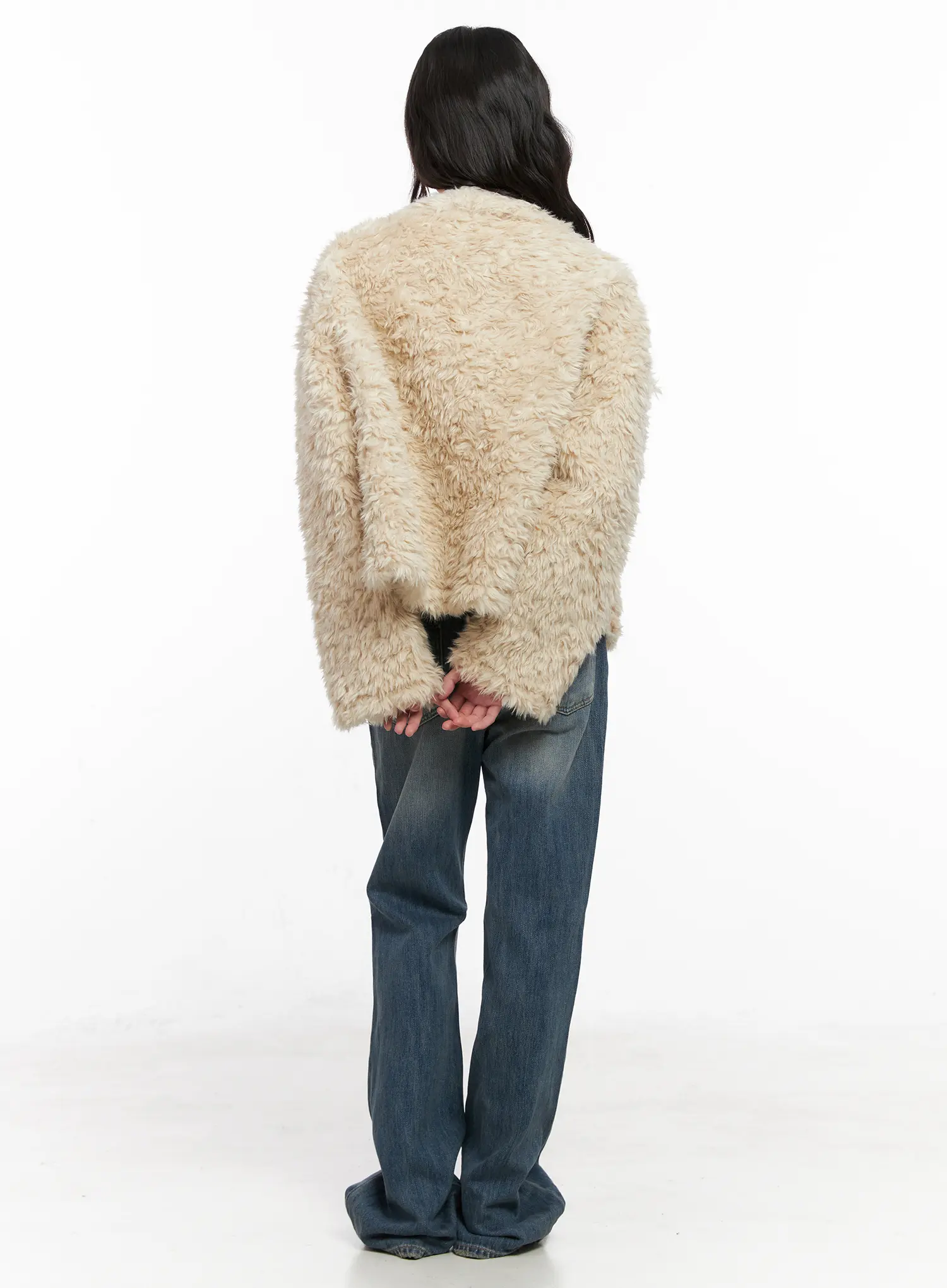 Oversized Faux Fur Jacket CN510 - Image 11