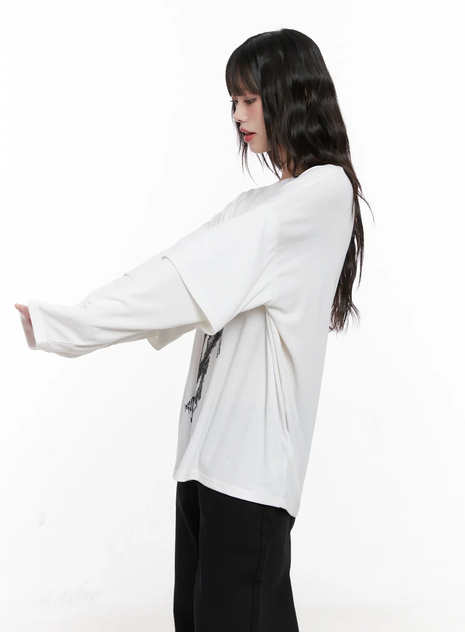 Oversized Graphic Long Sleeve Tee CN511 - Image 6