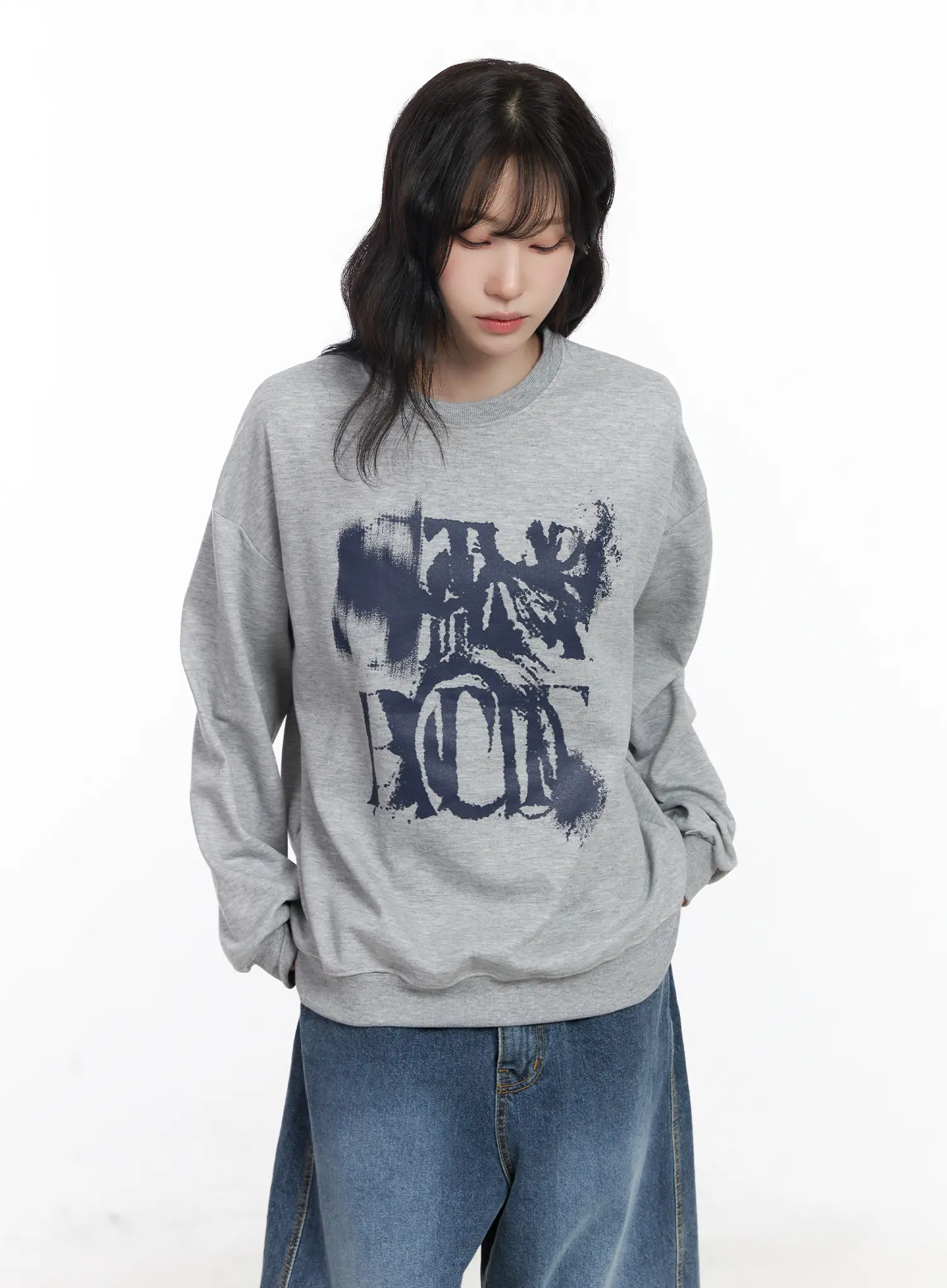 Oversized Graphic Sweatshirt CJ527 - Image 7
