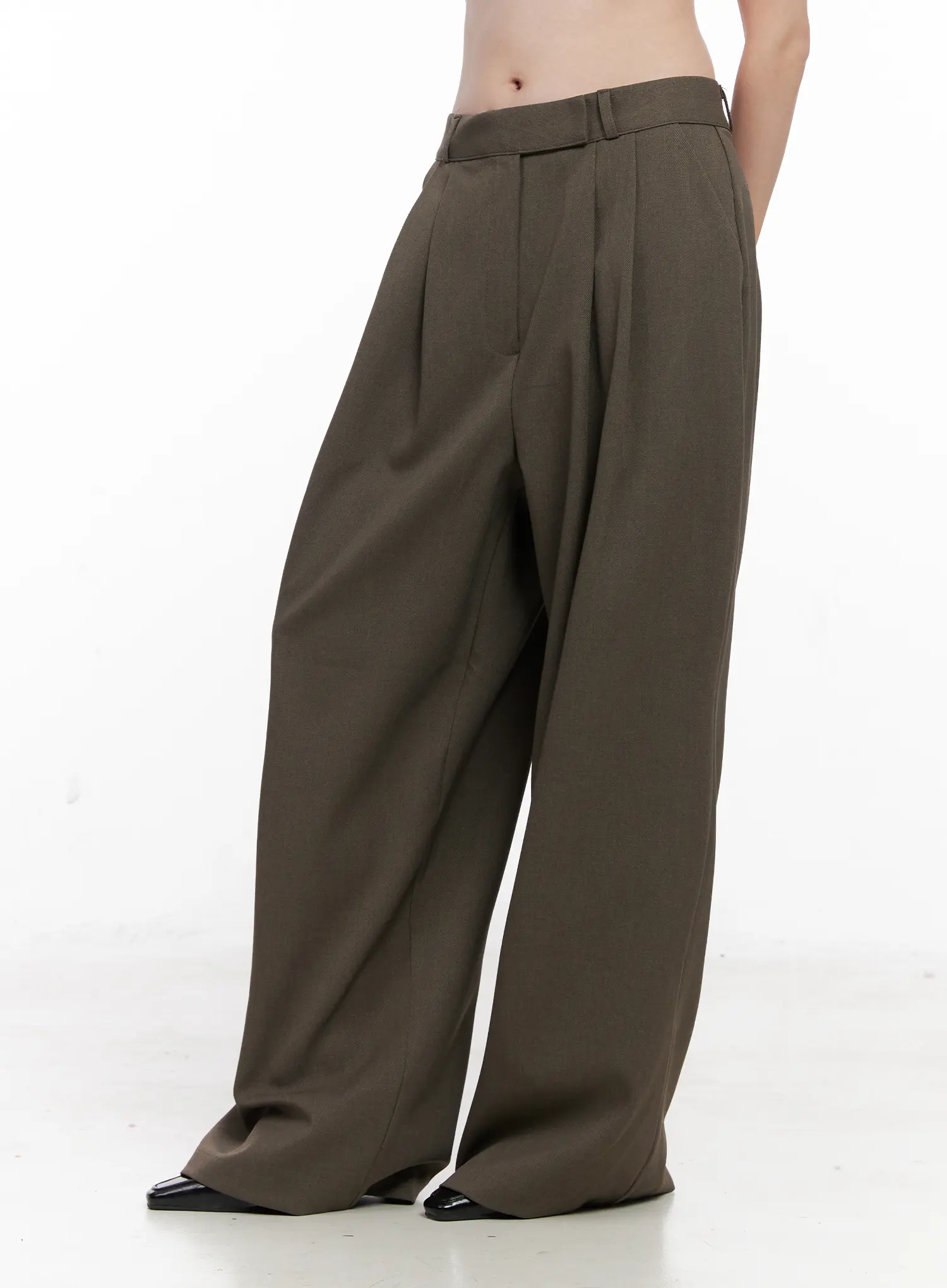 Oversized Pintuck Trousers CN504 - Image 5