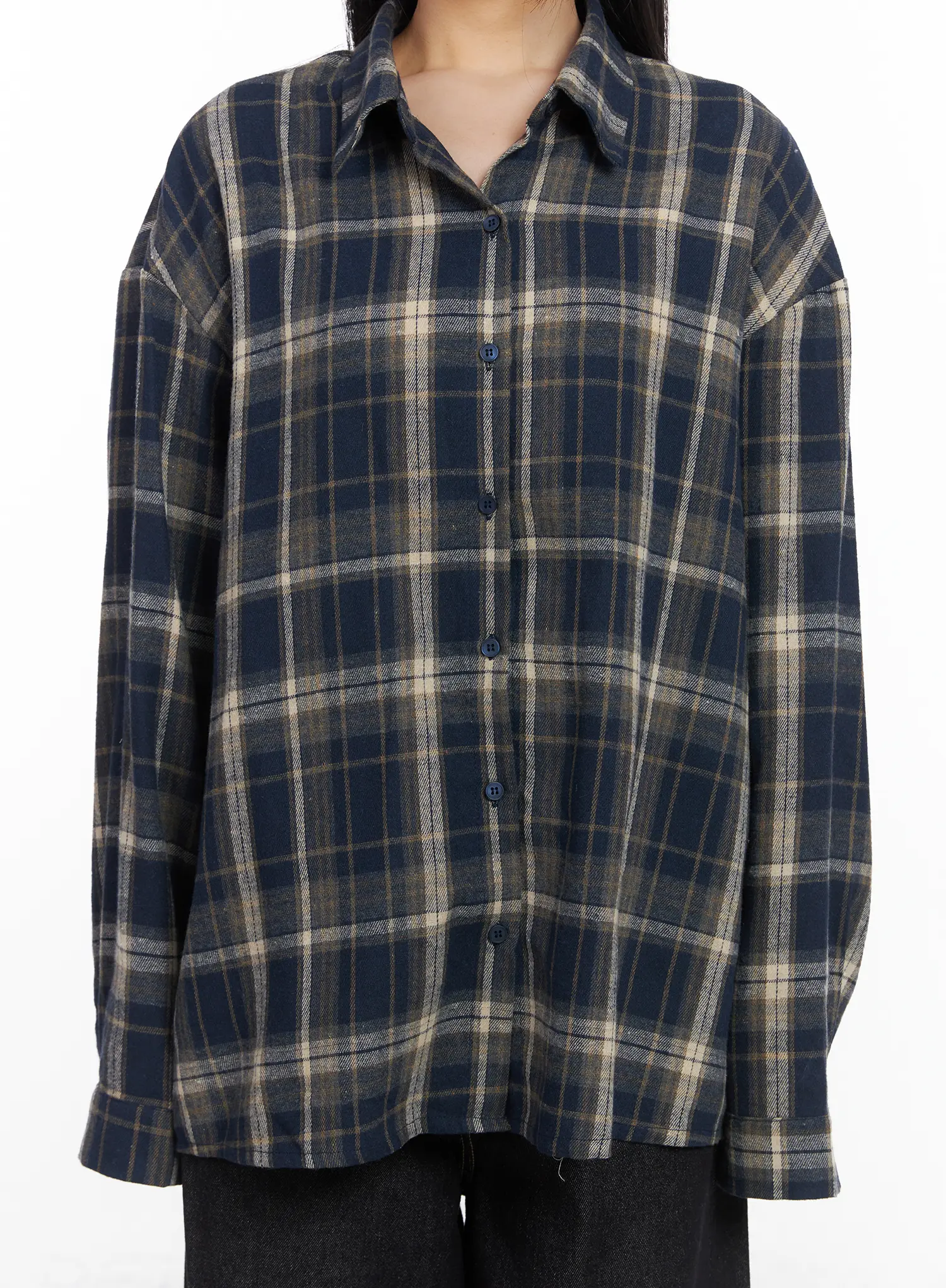 Oversized Plaid Button-Up Shirt CD529 - Image 9