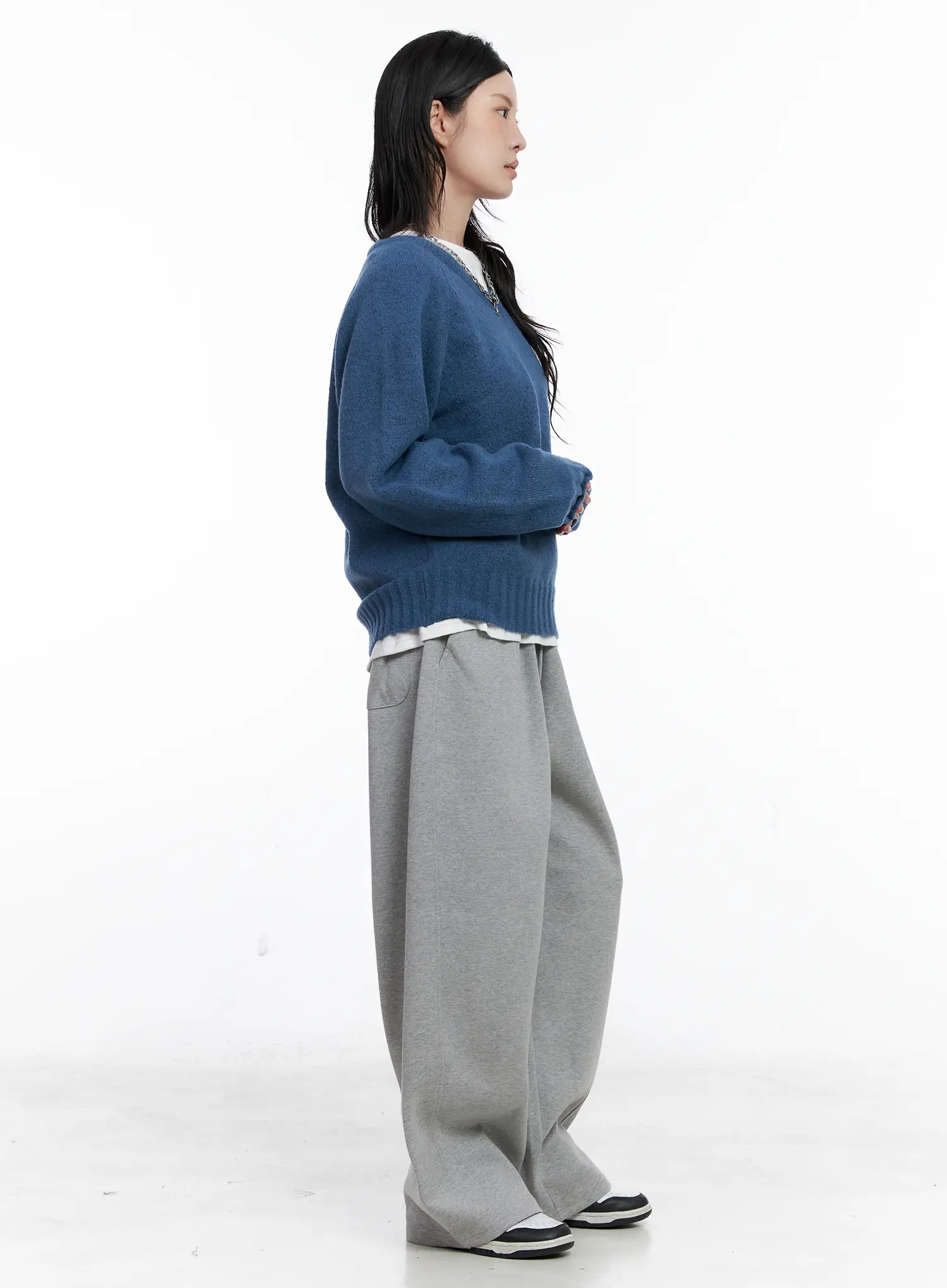 Oversized V-Neck Knit Sweater CS529 - Image 4