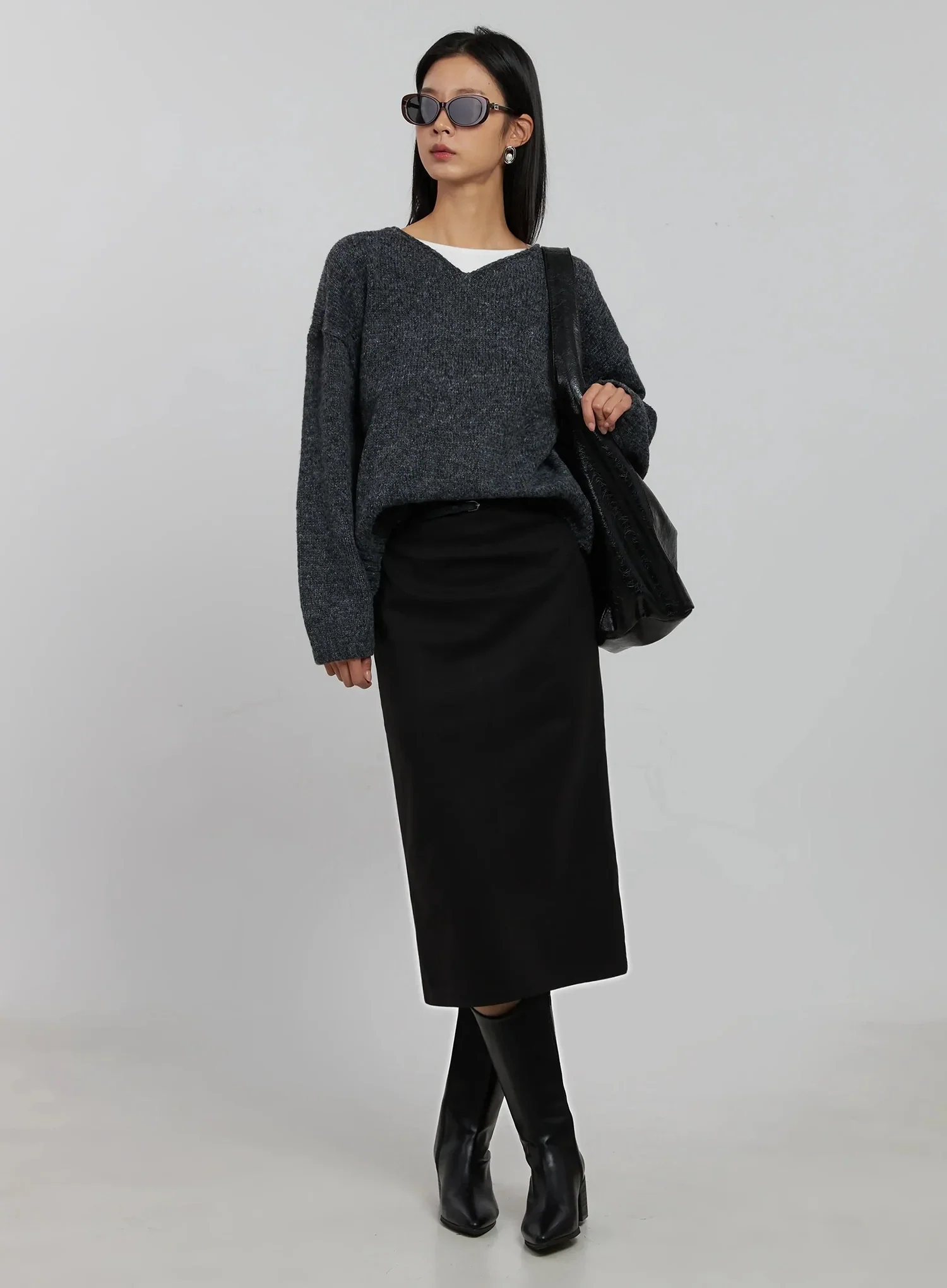 Oversized V-Neck Knit Top IJ508 - Image 10