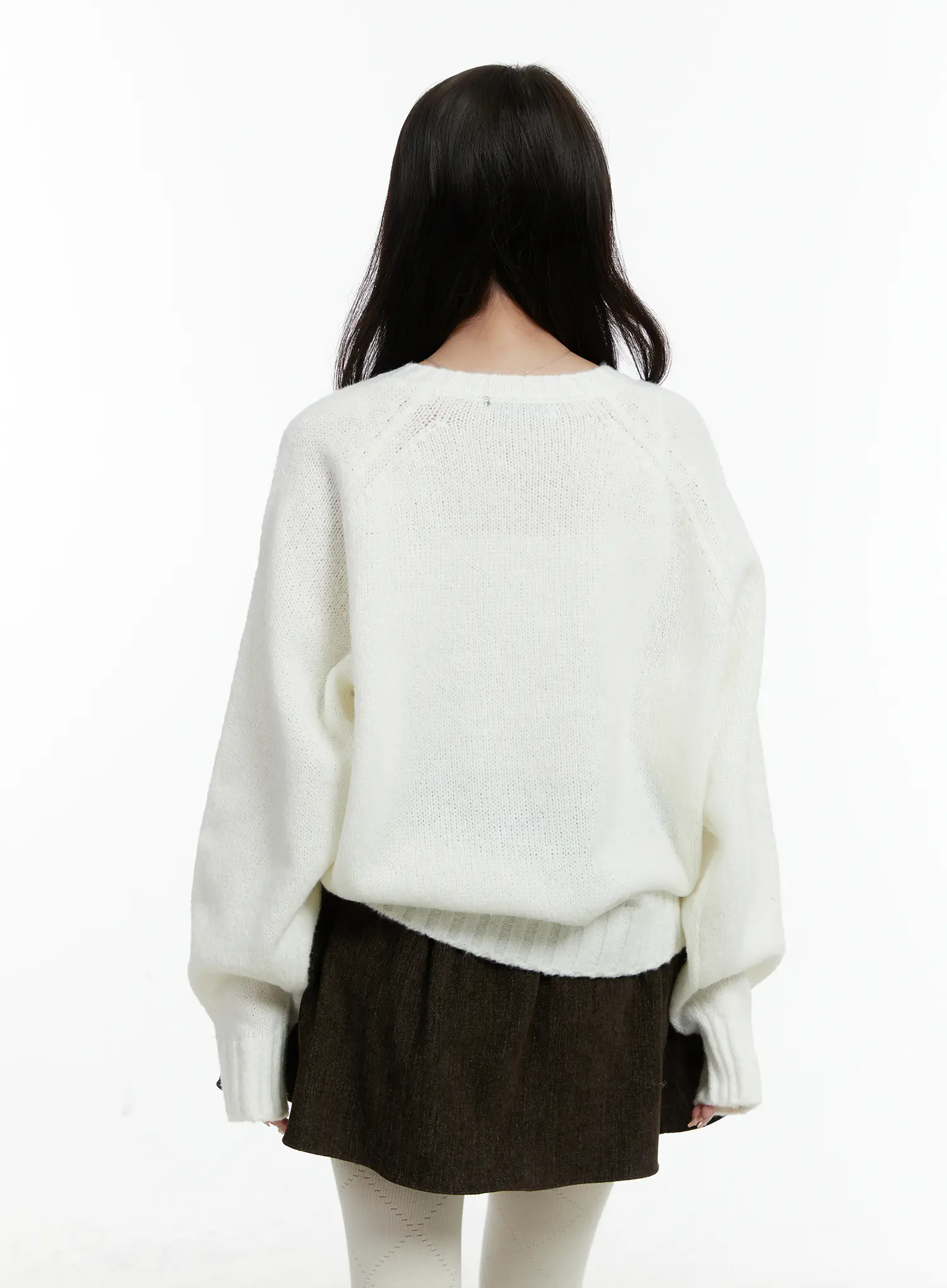 Oversized V-Neck Sweater CD523 - Image 7