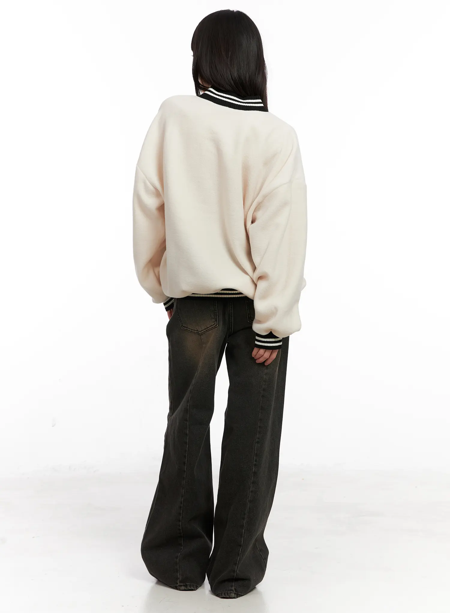 Oversized Varsity Style Sweatshirt CN521 - Image 4