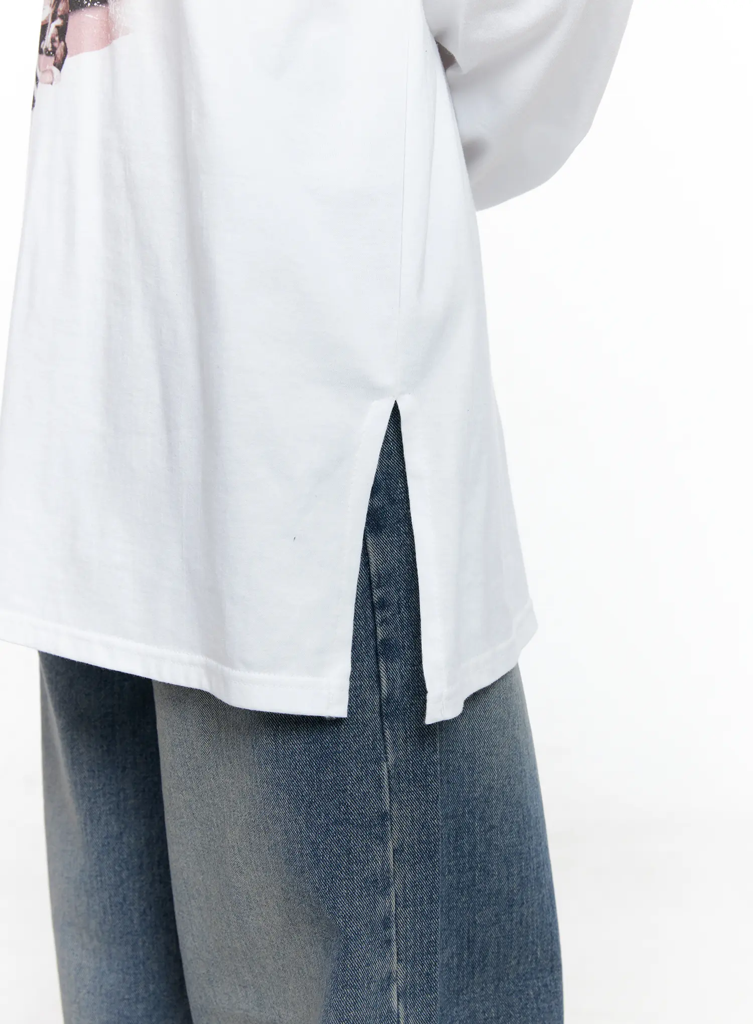 Oversized Vintage Print Long Sleeve Tee CO520 - Image 10