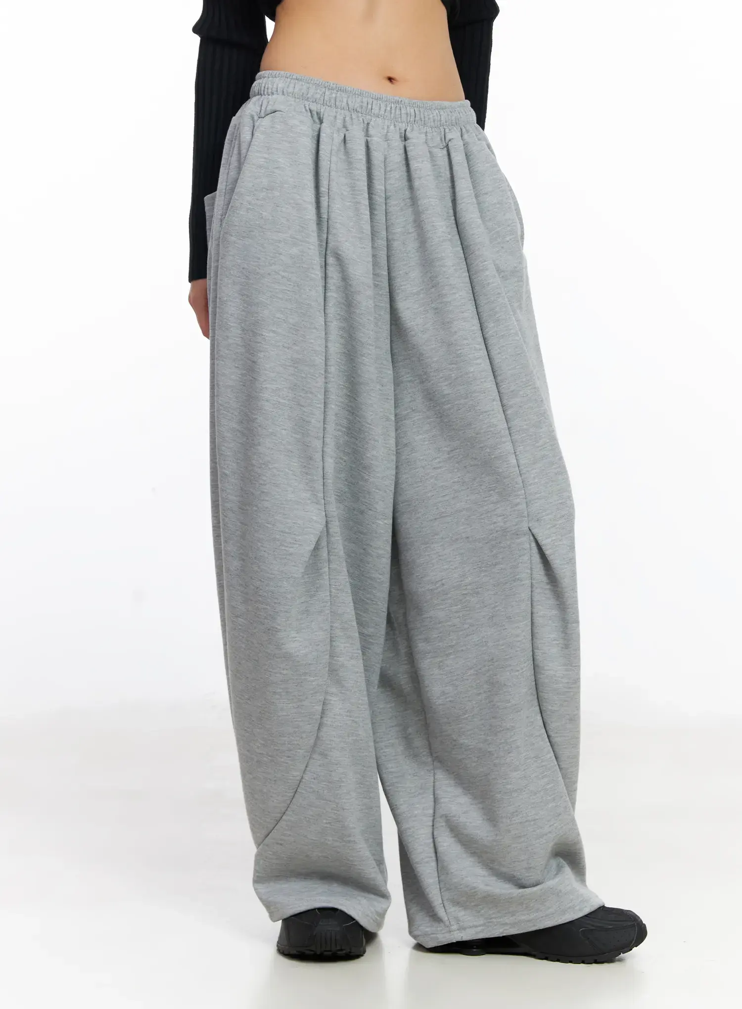 Pin Tuck Balloon-Fit Sweatpants CJ523 - Image 12
