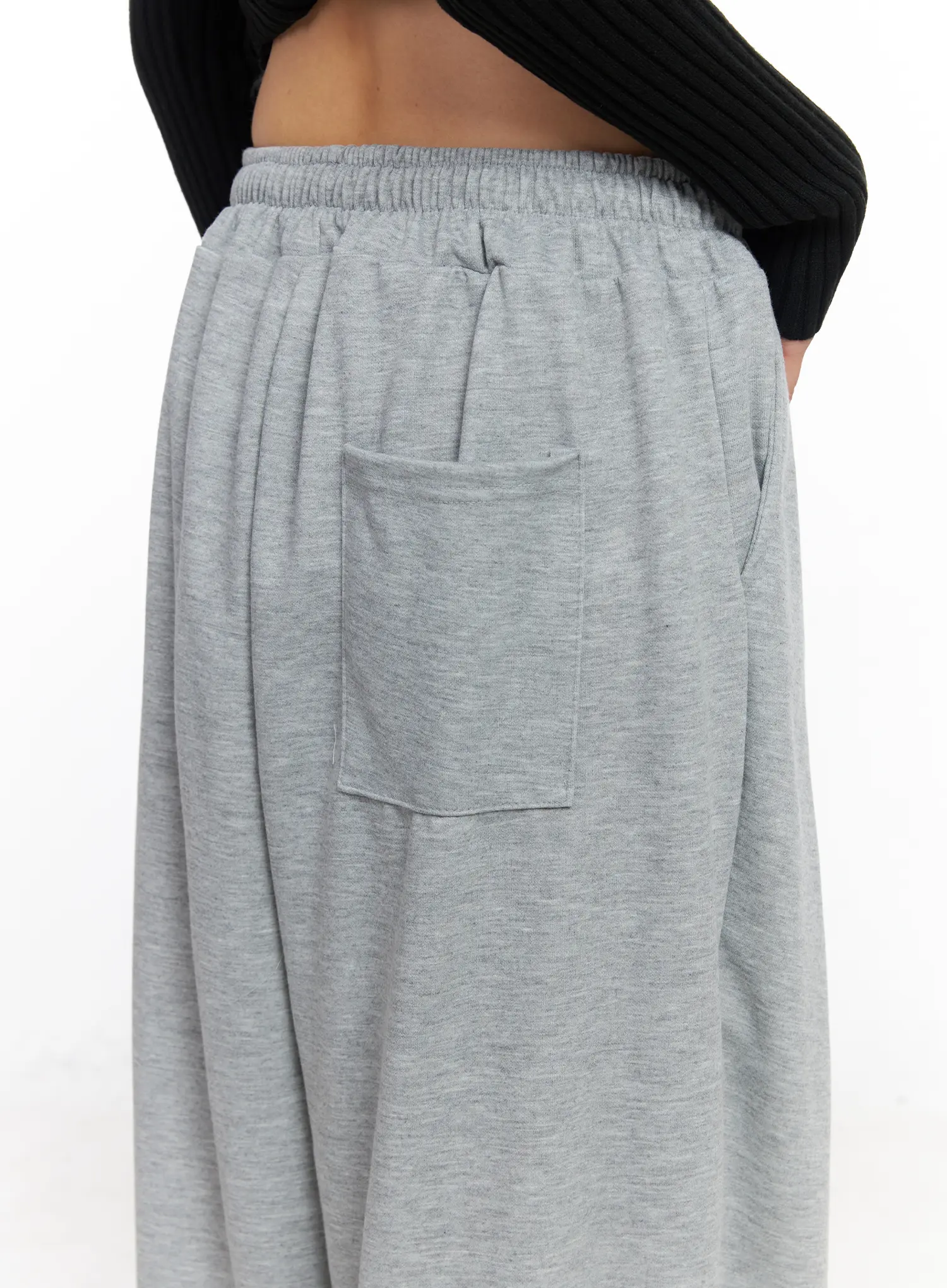 Pin Tuck Balloon-Fit Sweatpants CJ523 - Image 7