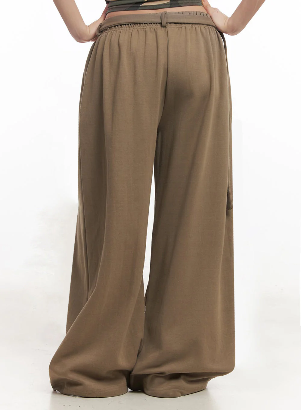 Pintuck Belt Wide-Leg Sweatpants IM528 - Image 13