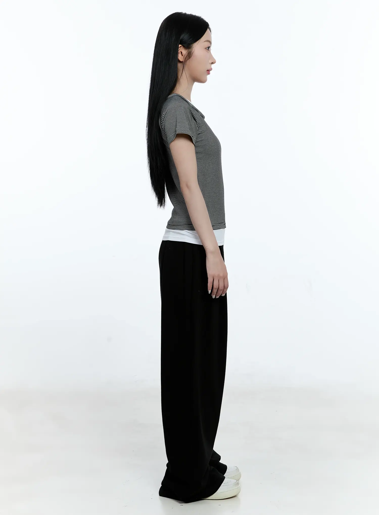 Pintuck Wide-Leg Trousers CG513 - Image 5