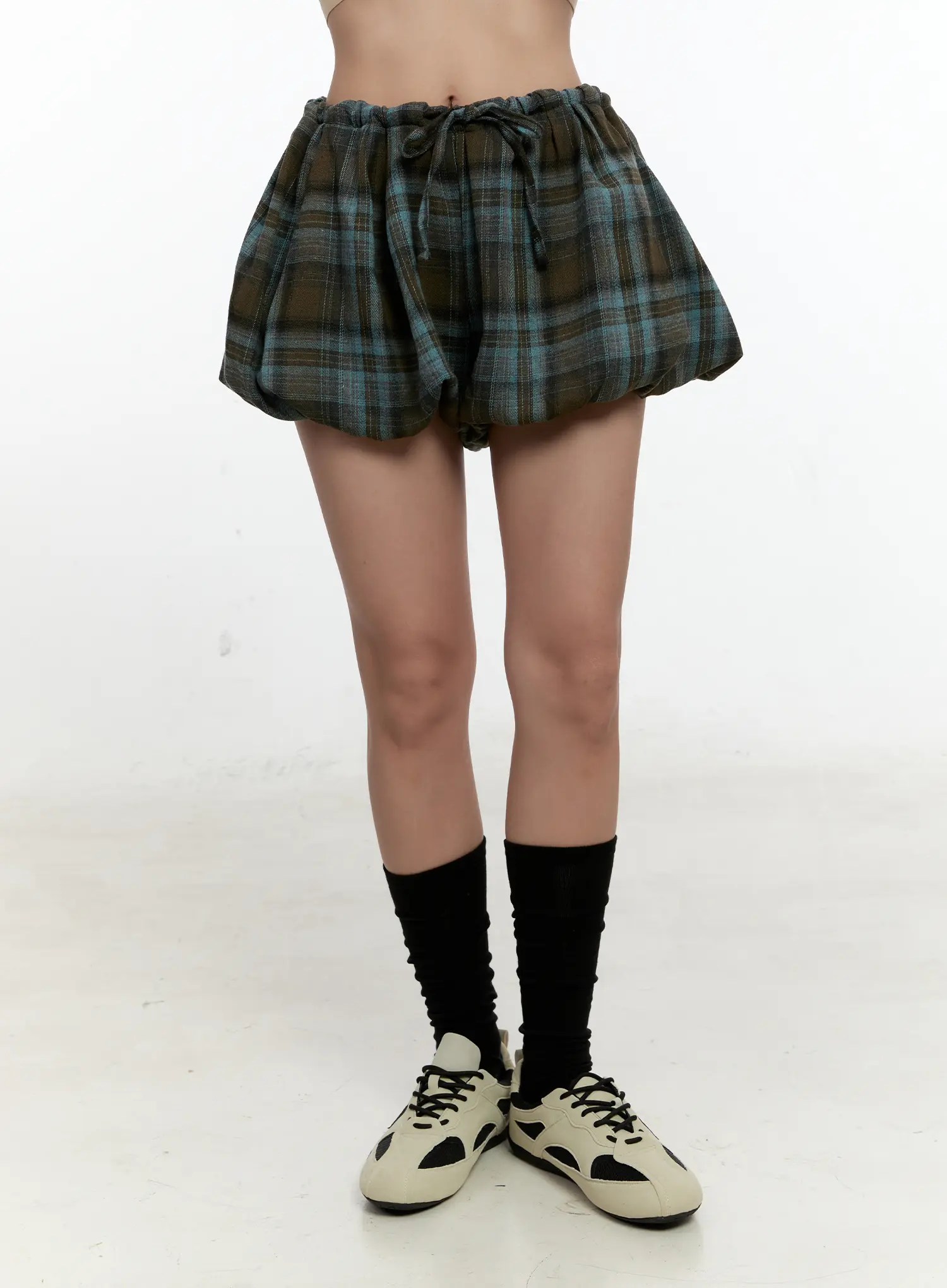 Plaid Balloon Shorts CN505 - Image 2