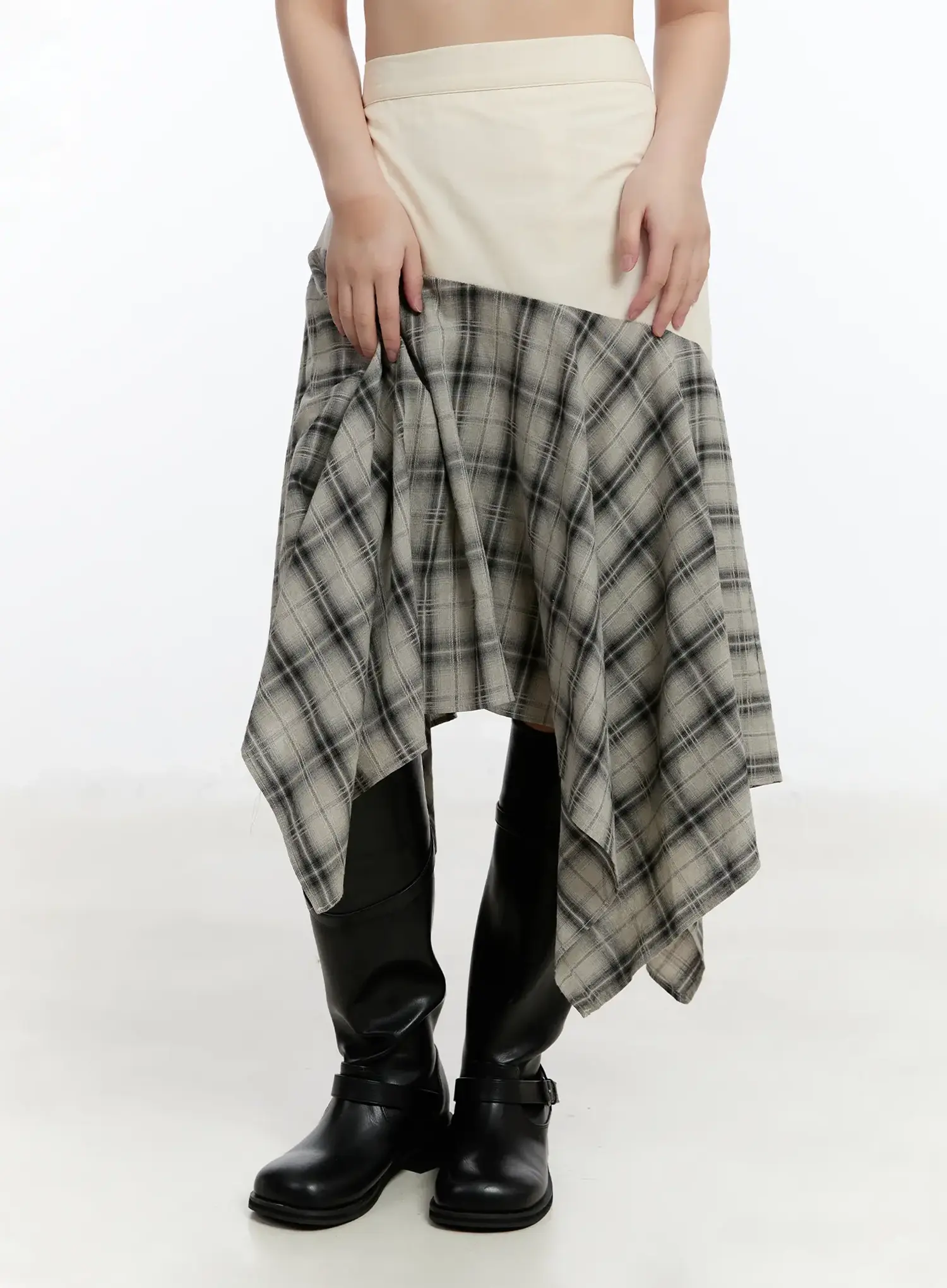 Plaid Layered Asymmetric Skirt F516 - Image 6