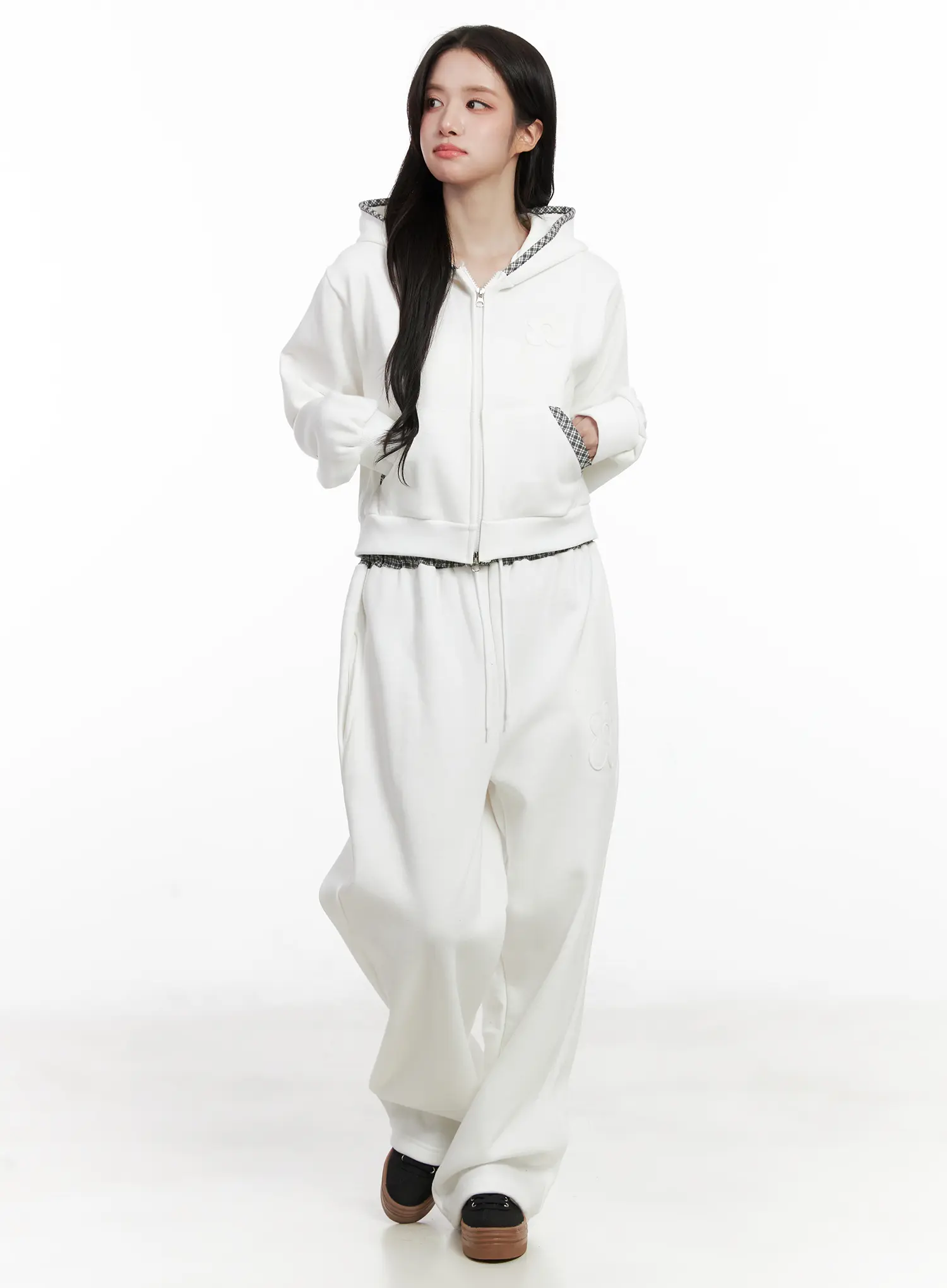 Plaid Trim Sweatpants CN527 - Image 3