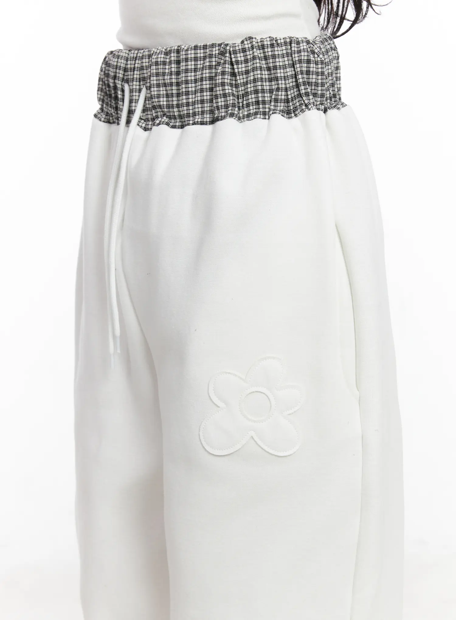 Plaid Trim Sweatpants CN527 - Image 9