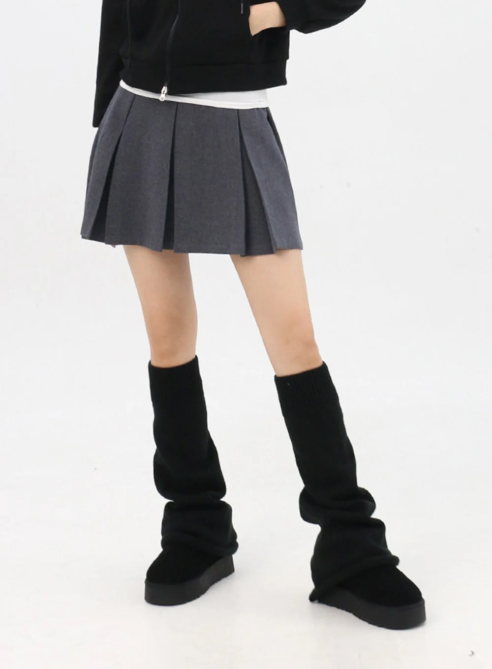 Pleated Mini Skirt IN314 - Image 2