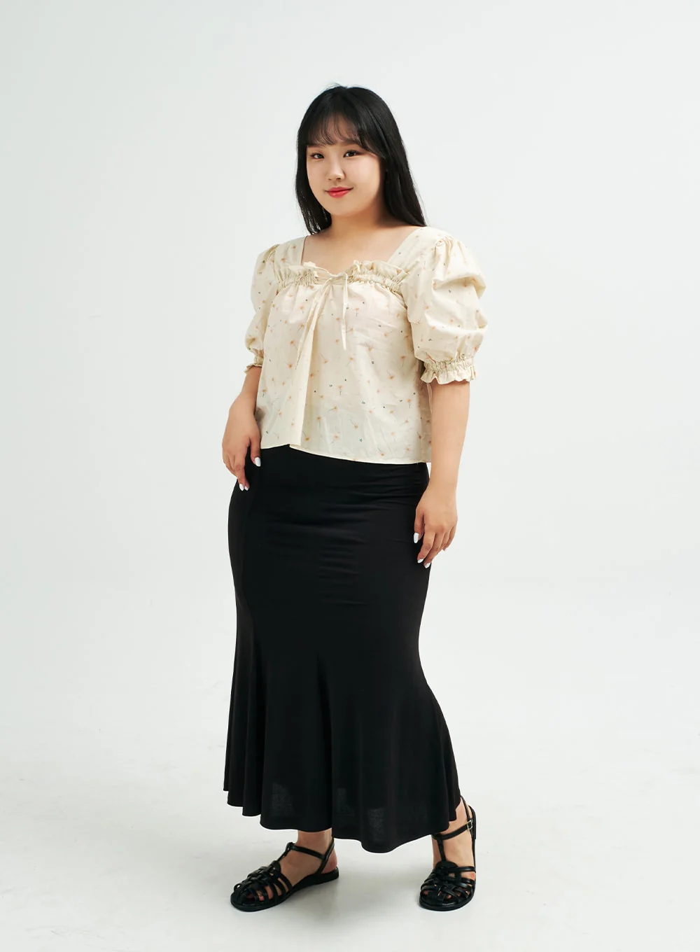 Plus Square Neck Flower Blouse IY24 - Image 4