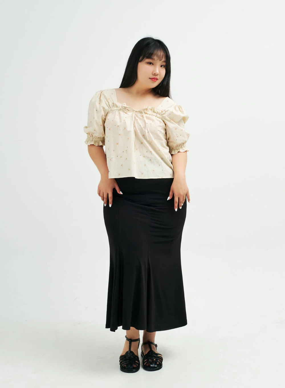 Plus Square Neck Flower Blouse IY24 - Image 9